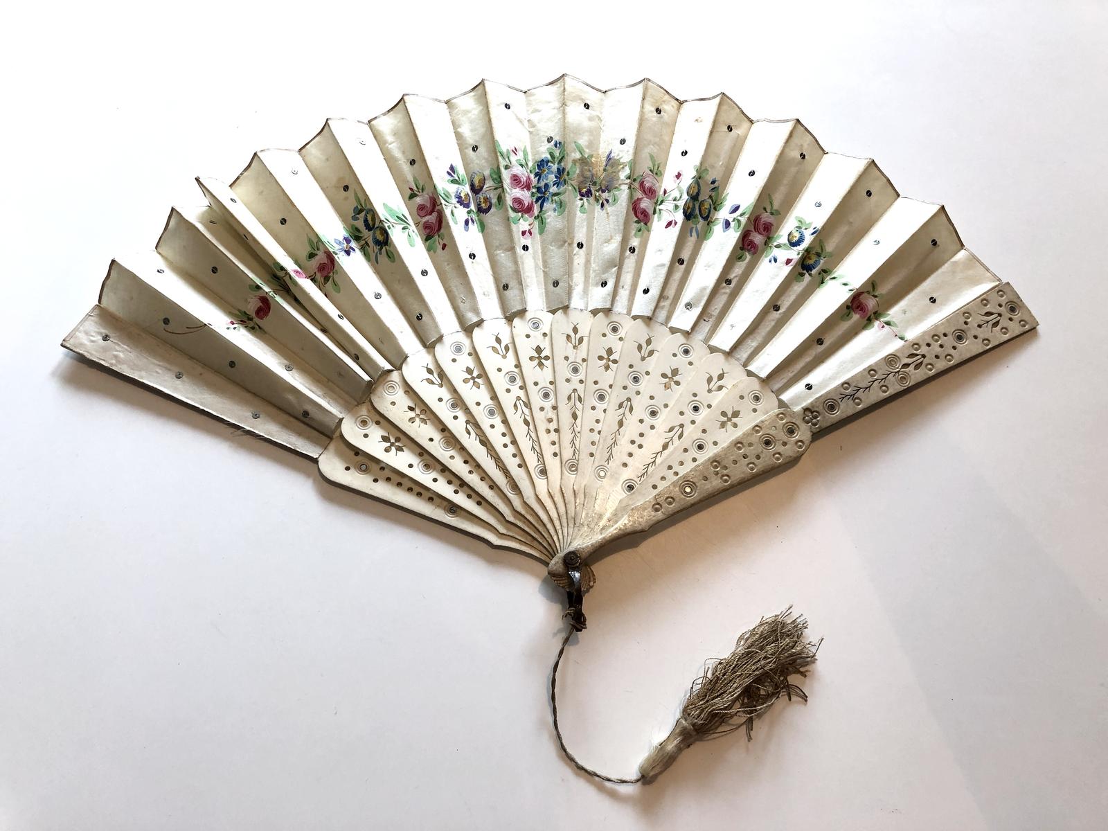 Victorian Bone Fan with Silver Inlay Cream Silk Hand Painted Mount with Flowers (1 of 6)