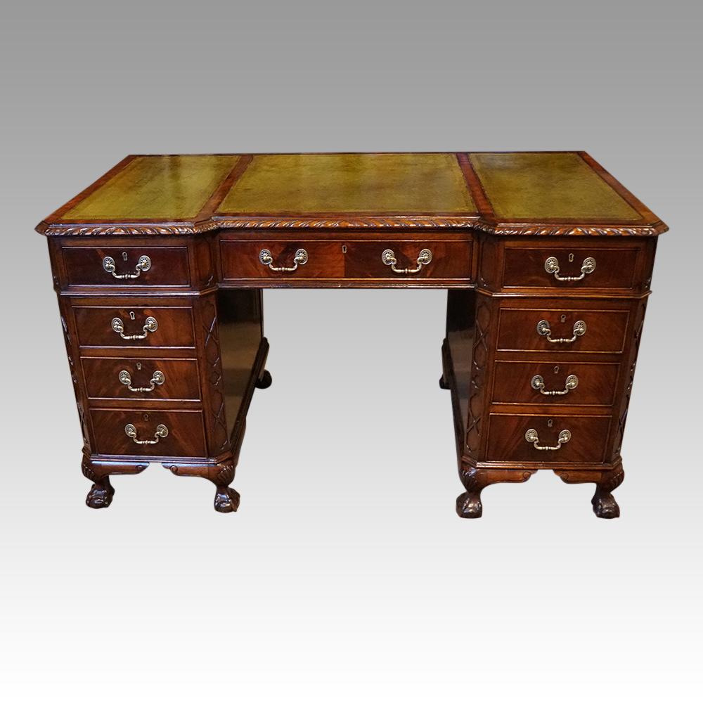 Mahogany Chippendale Style Pedestal Desk (1 of 13)