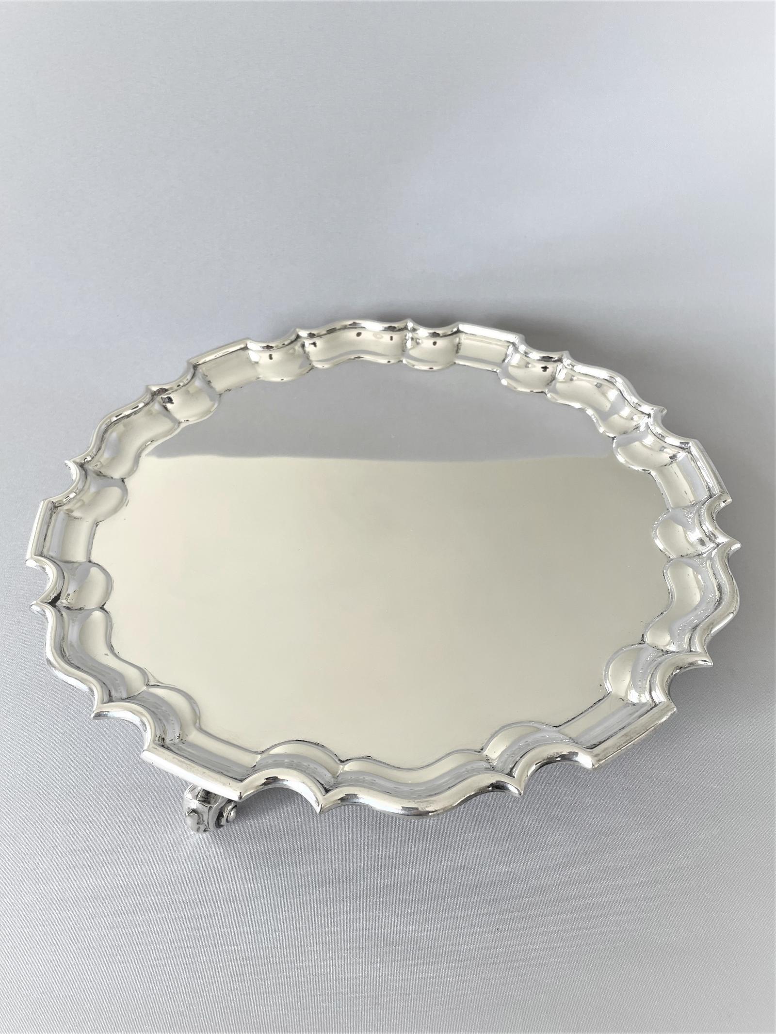 Handsome & Good Quality Edwardian Silver Salver (1 of 6) Handsome & Good Quality Edwardian Silver Salver (1 of 6)