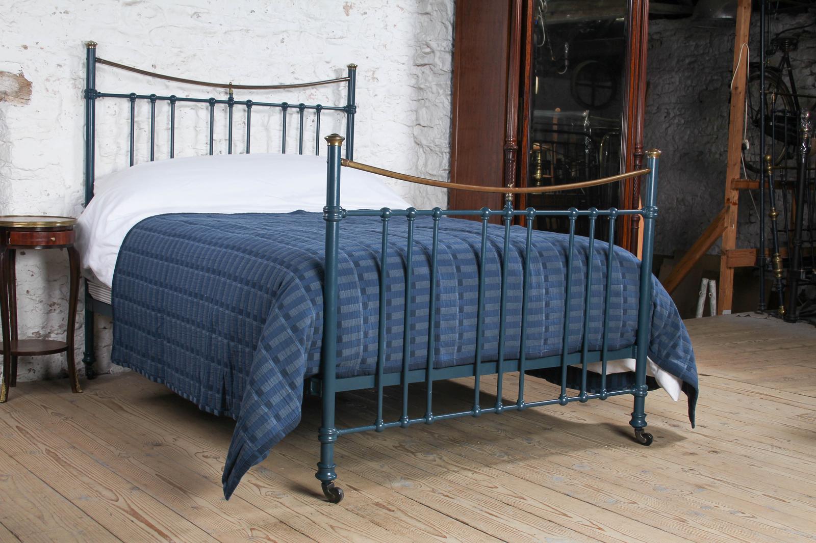 Superb Quality Edwardian Dip Rail Double Bed with Castors (1 of 7) Superb Quality Edwardian Dip Rail Double Bed with Castors (1 of 7)