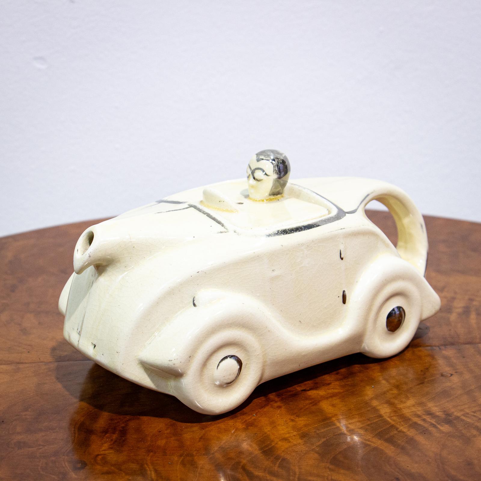 White Sadlers Teapot (1 of 8)