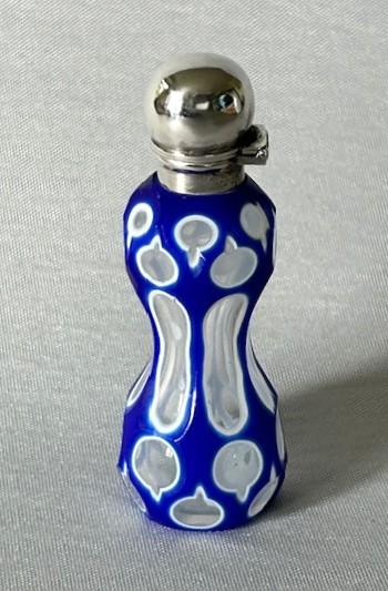 Superb Victorian Silver & Overlay Glass Scent Bottle (1 of 6)