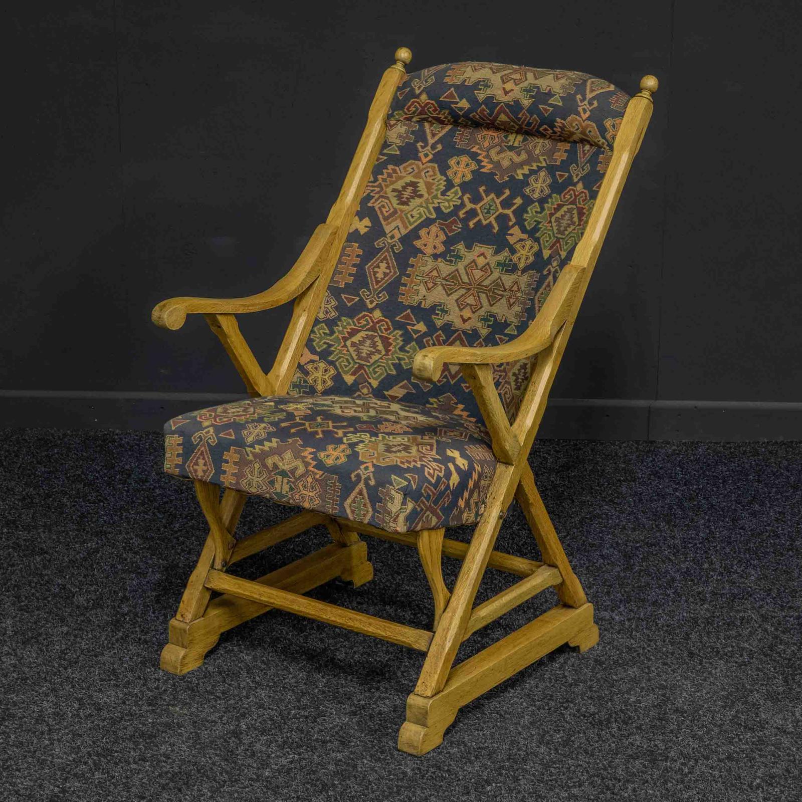 Arts & Crafts Oak Armchair (1 of 7)