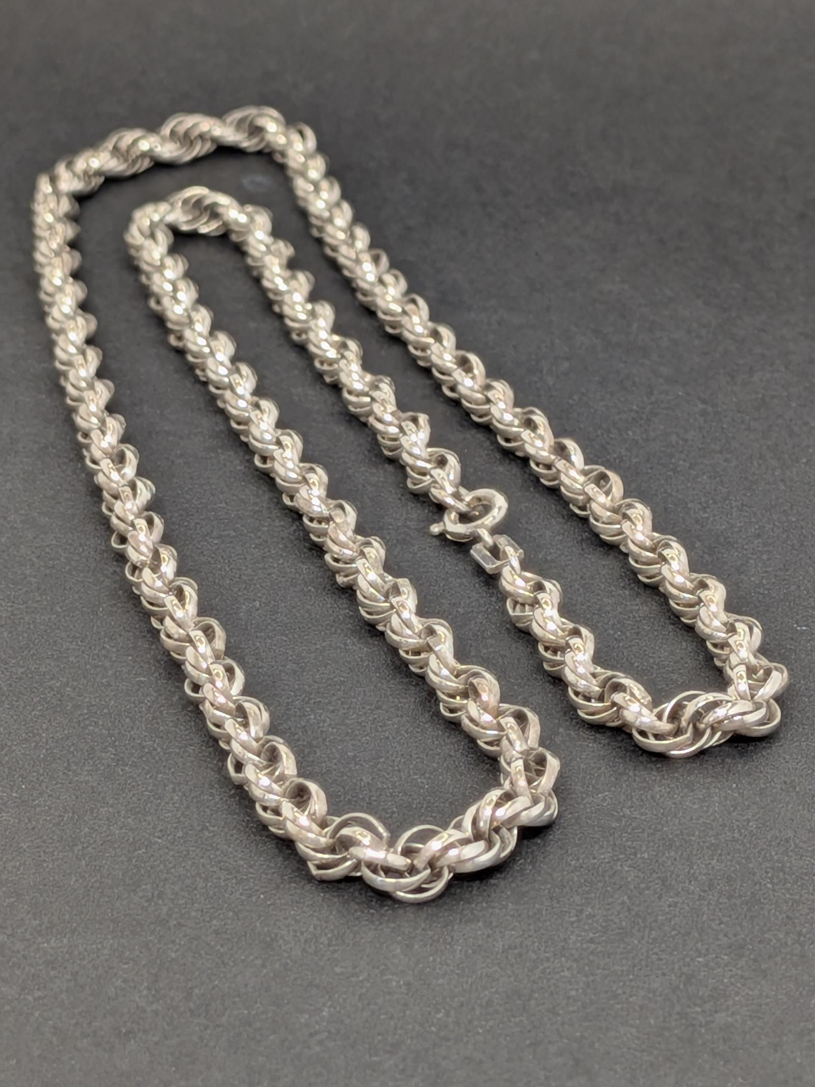 21" Solid Silver Rope Twist Chain (1 of 7) 21" Solid Silver Rope Twist Chain (1 of 7)