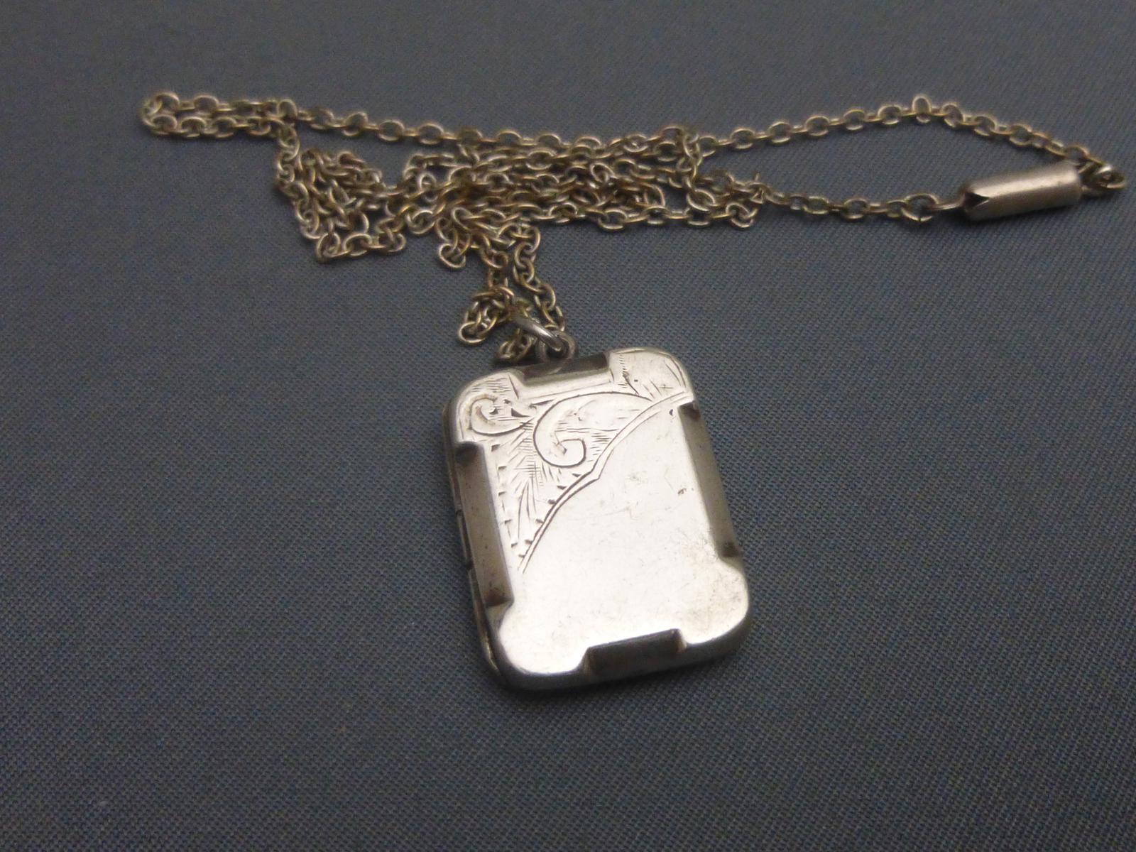 Sterling Silver Locket (1 of 5)