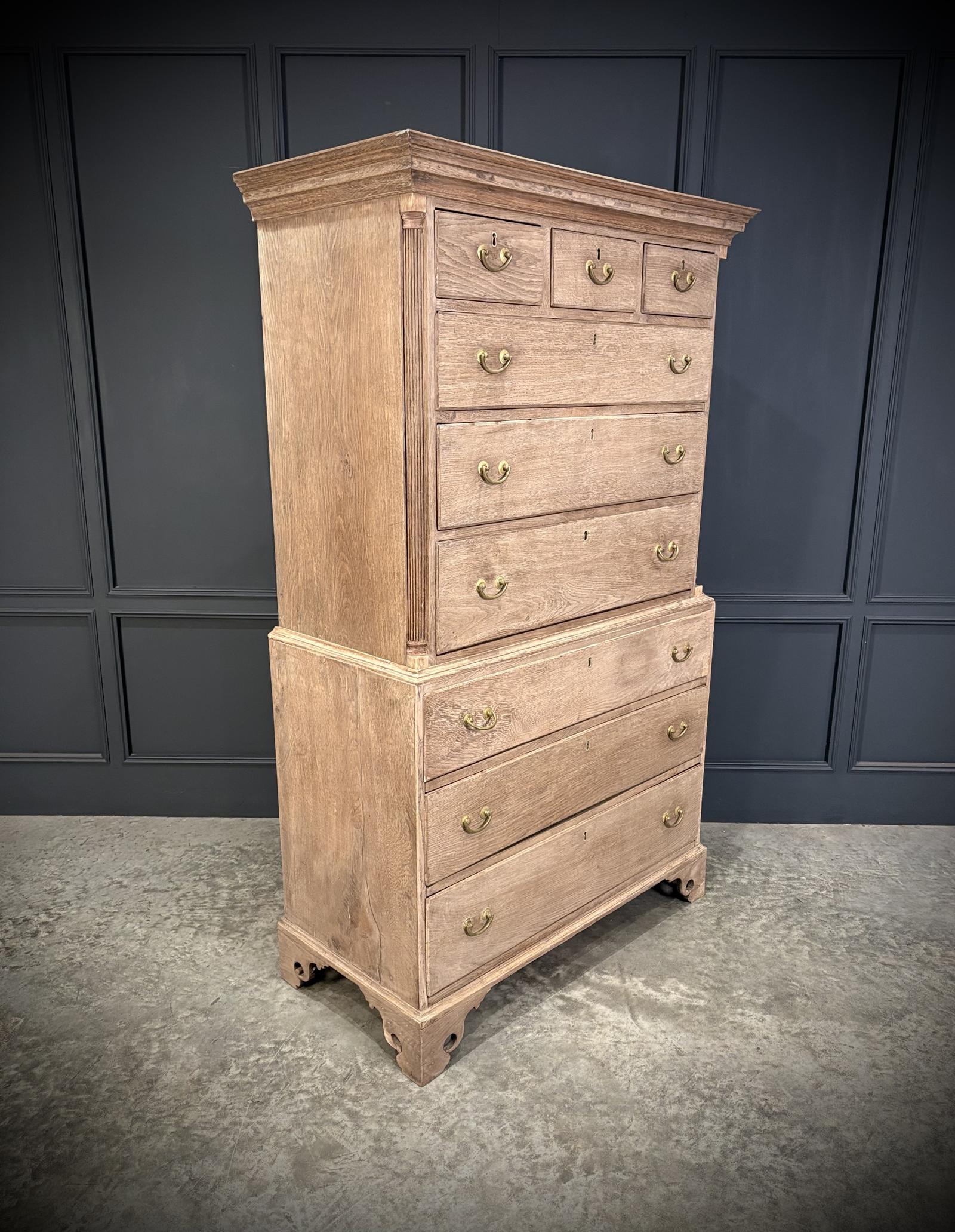 Georgian Bleached Oak Chest on Chest (1 of 7) Georgian Bleached Oak Chest on Chest (1 of 7)