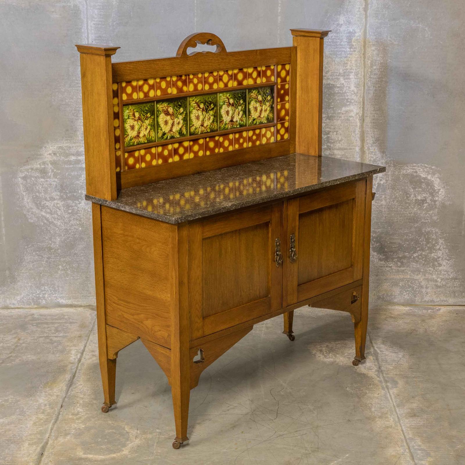 Art & Crafts Oak Washstand (1 of 14)