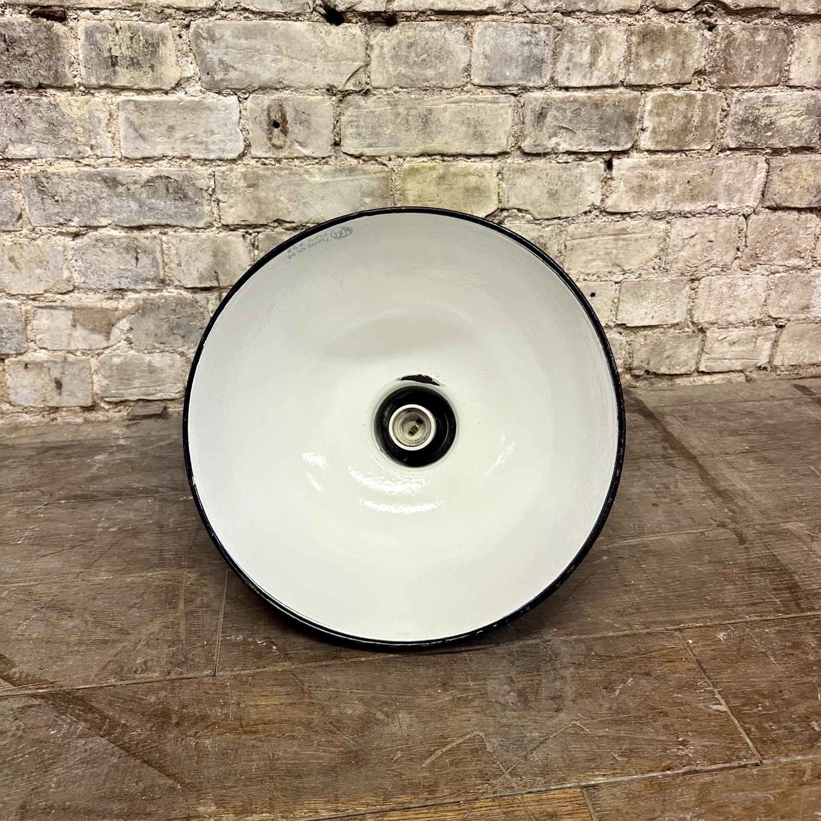 Factory Lamp Fitting (1 of 4)