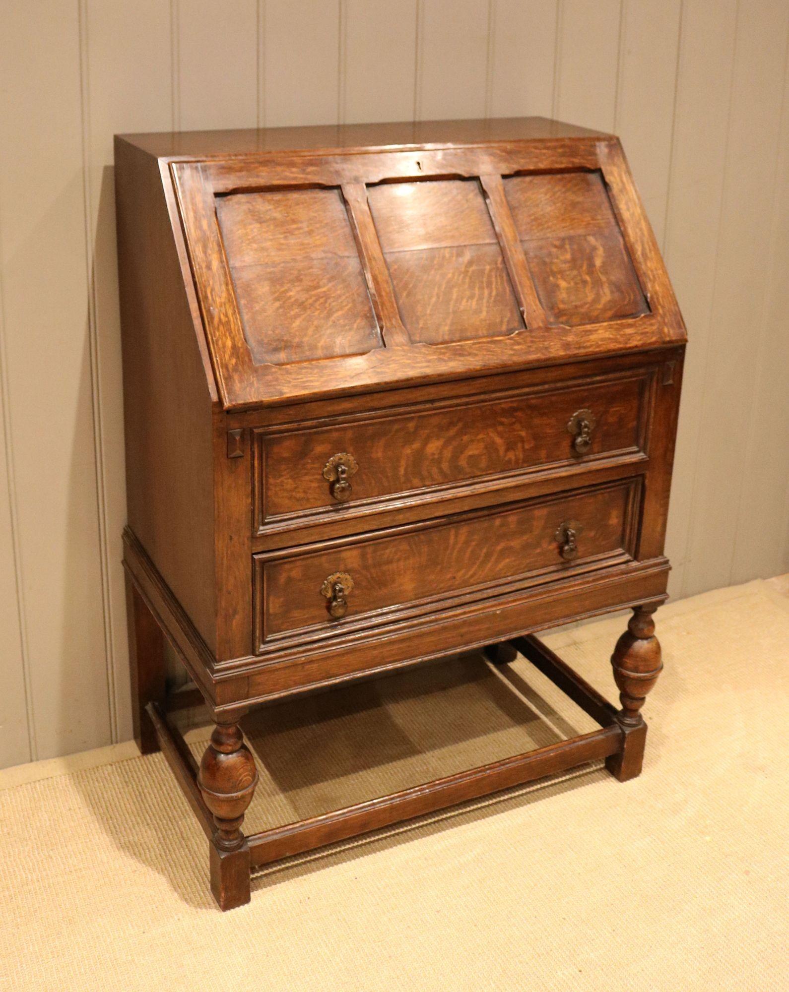 1920s Oak Fall Front Bureau (1 of 12) 1920s Oak Fall Front Bureau (1 of 12)