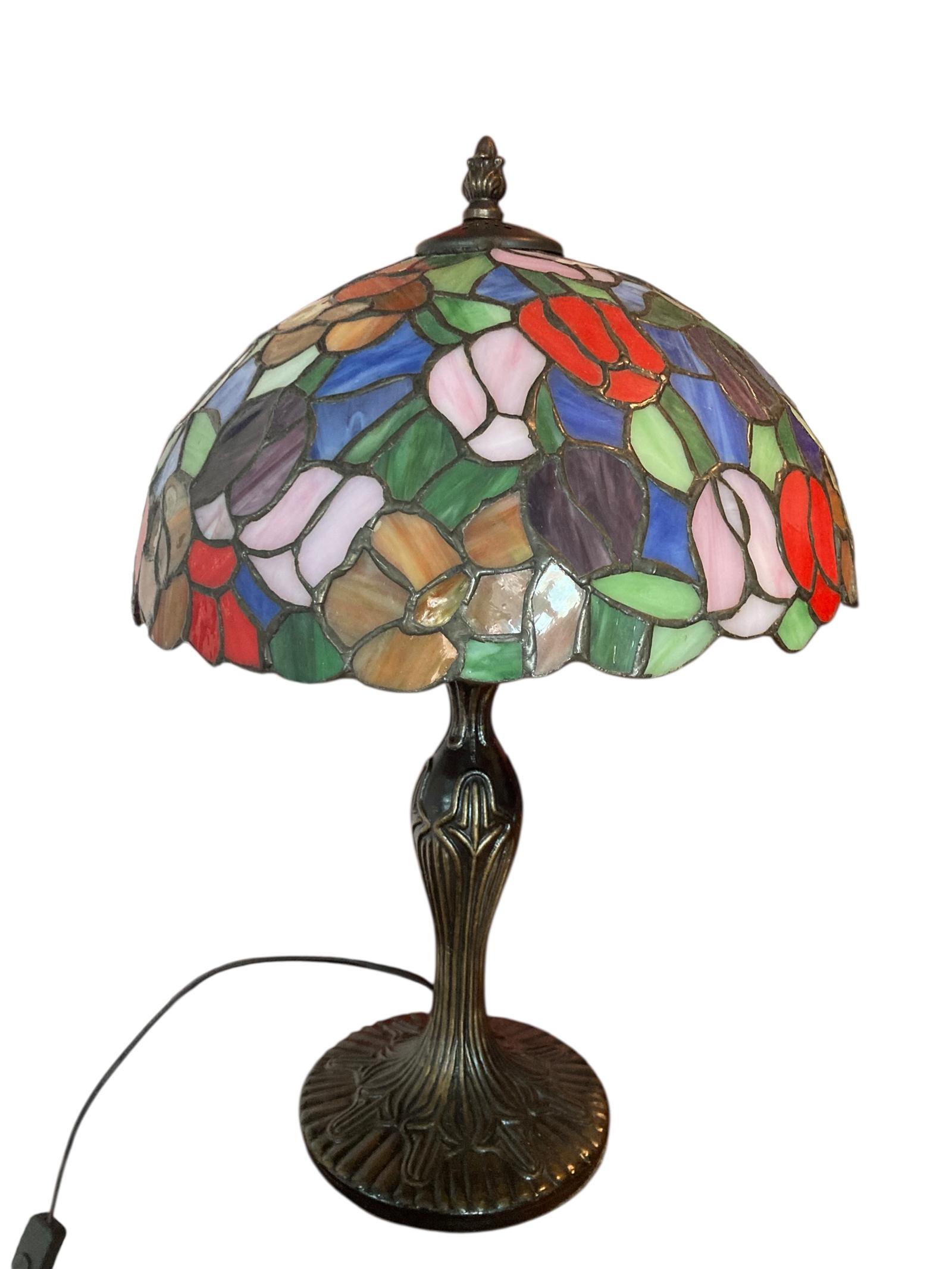 Tiffany Style Stained Glass Table Lamp (1 of 7) Tiffany Style Stained Glass Table Lamp (1 of 7)
