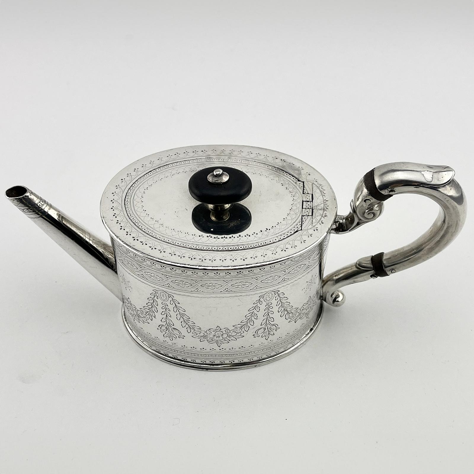 Victorian Glasgow Sterling Silver Teapot (1 of 8) Victorian Glasgow Sterling Silver Teapot (1 of 8)