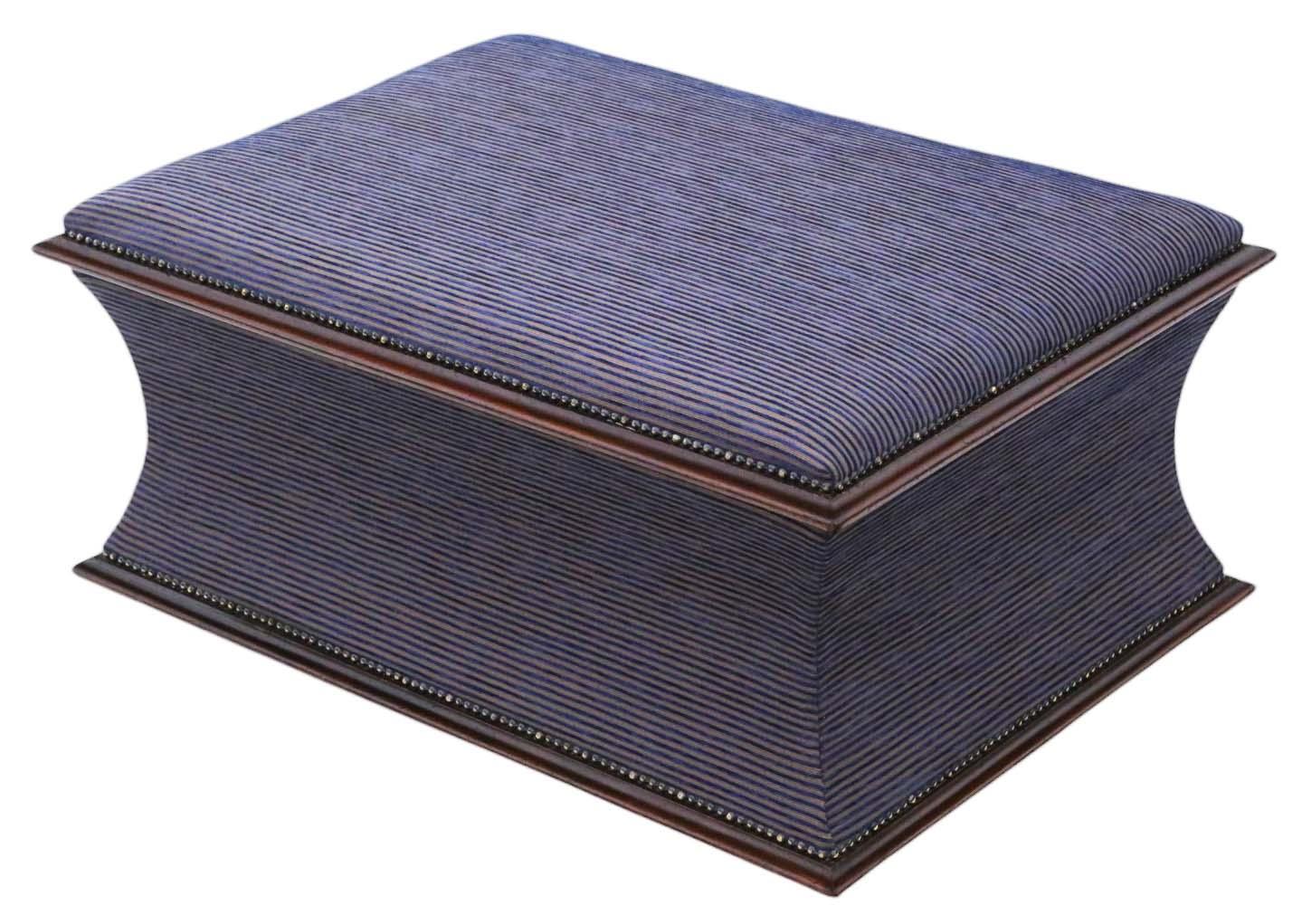 Antique Fine Quality 19th Century Concave Shaped Upholstered Ottoman Blanket Box (1 of 6)
