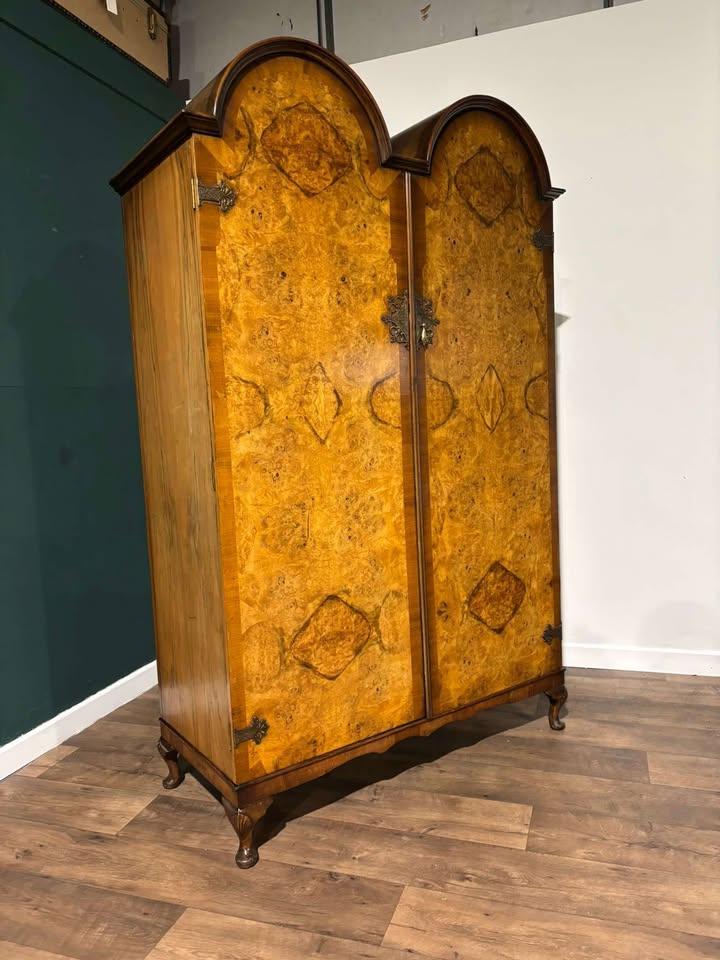 Queen Anne Style Vintage Walnut Double Dome Wardrobe (1 of 18) Queen Anne Style Vintage Walnut Double Dome Wardrobe (1 of 18)