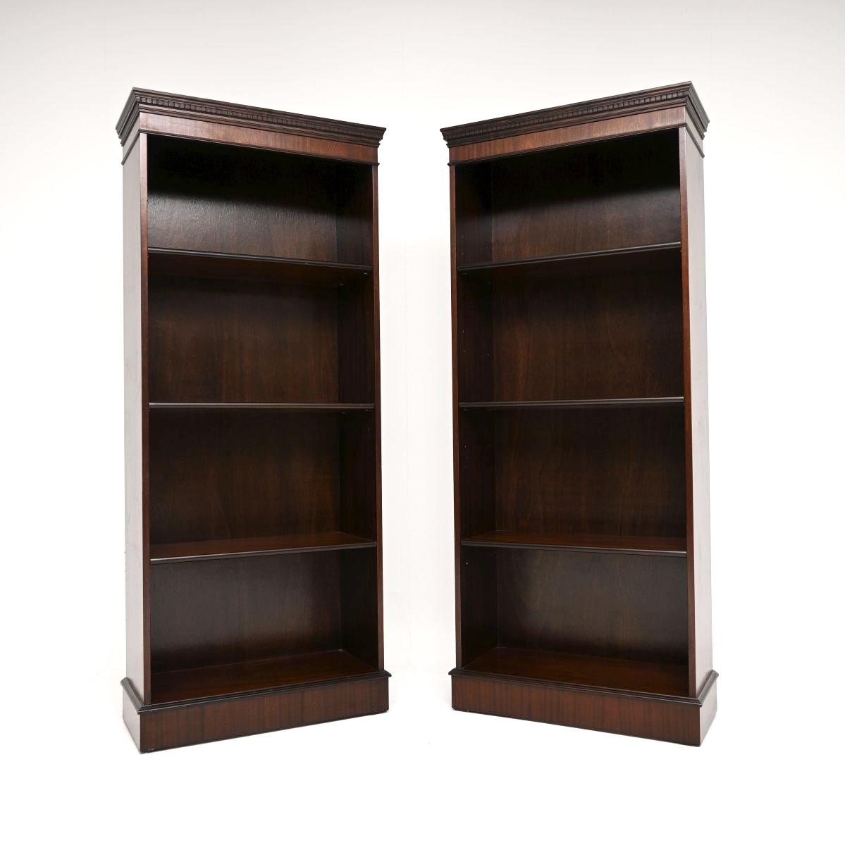 Pair of Antique Georgian Style Mahogany Open Bookcases (1 of 10) Pair of Antique Georgian Style Mahogany Open Bookcases (1 of 10)