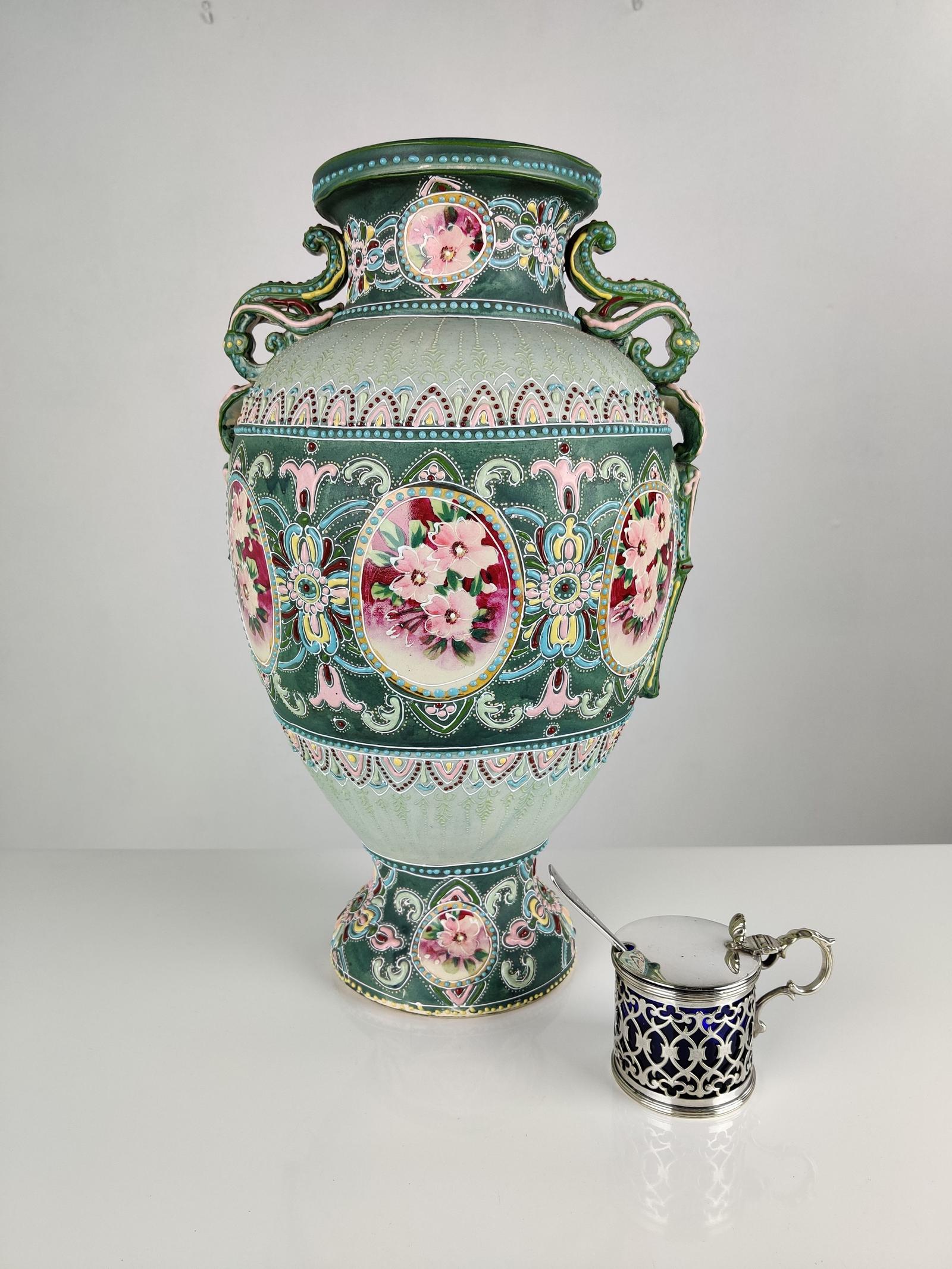 Late 19th Century Satsuma Vase (1 of 7)