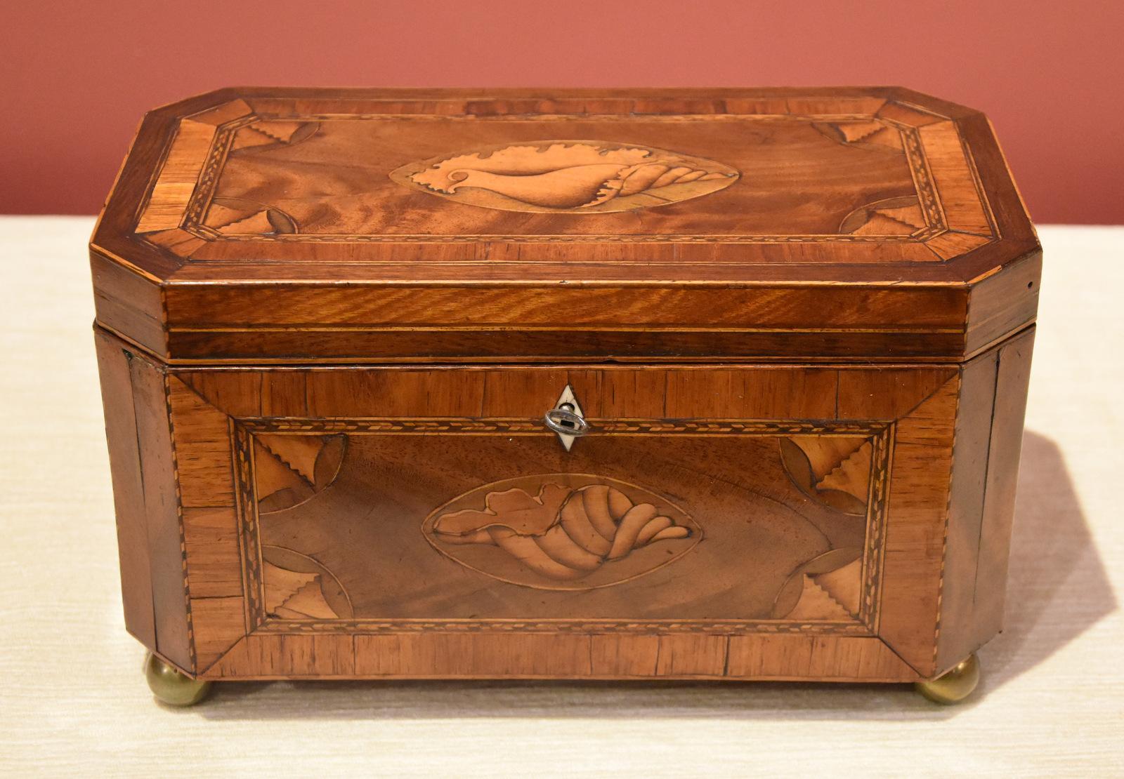 Early 19th Century Mahogany Inlaid Tea Caddy (1 of 9) Early 19th Century Mahogany Inlaid Tea Caddy (1 of 9)