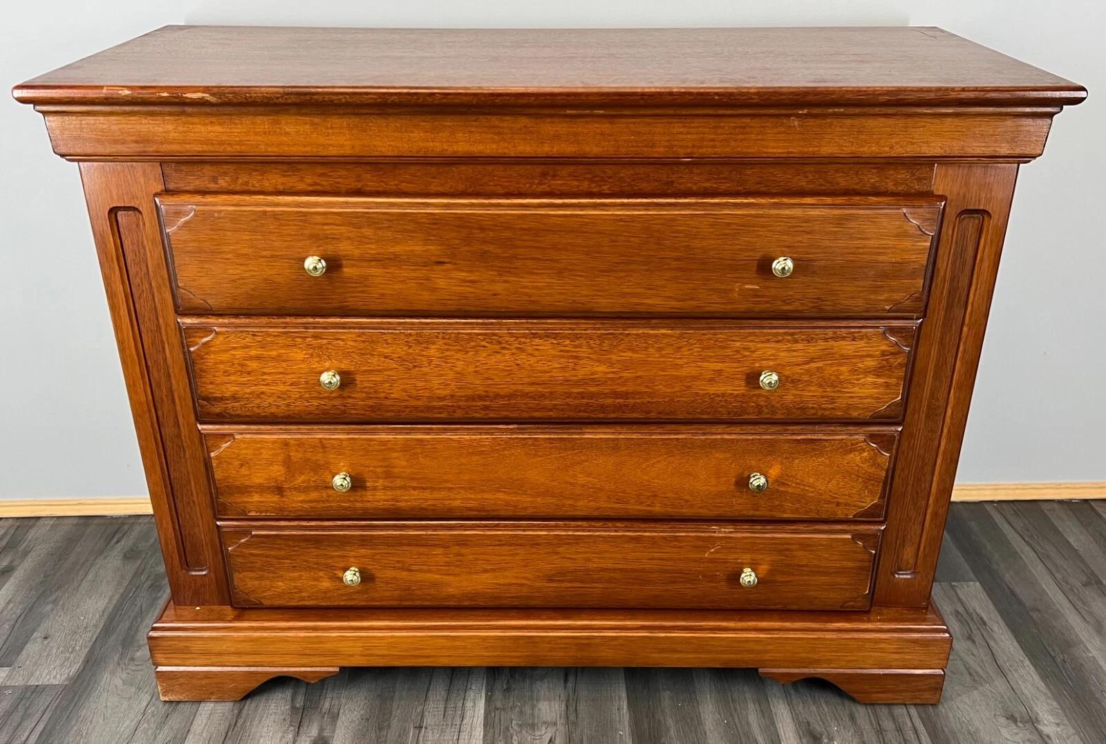 Chest of Drawers Vintage French Storage 4 Drawers Cabinet (1 of 12) Chest of Drawers Vintage French Storage 4 Drawers Cabinet (1 of 12)