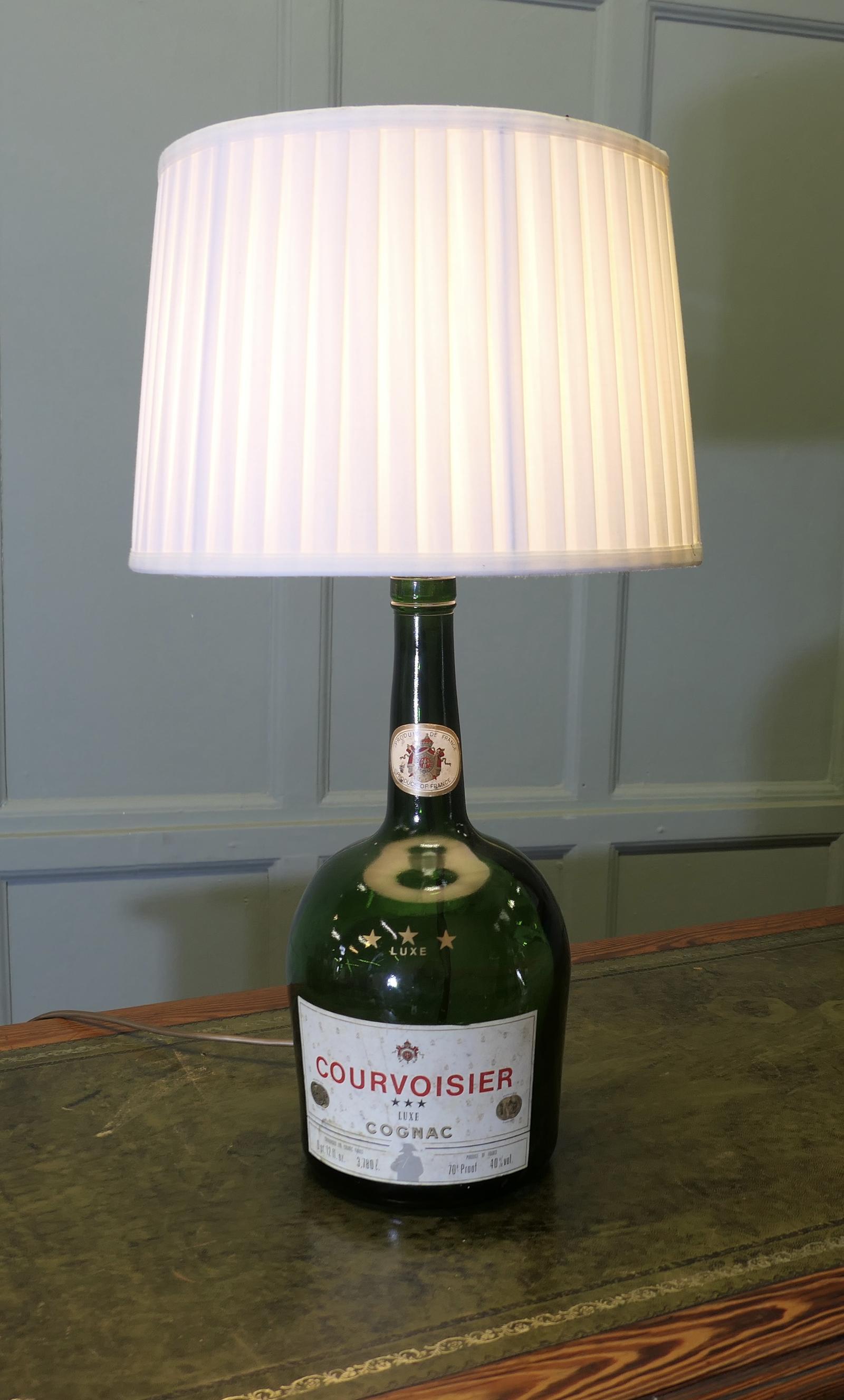 Courvoisier 3 Star Luxe Cognac Advertising Table Lamp (1 of 6)