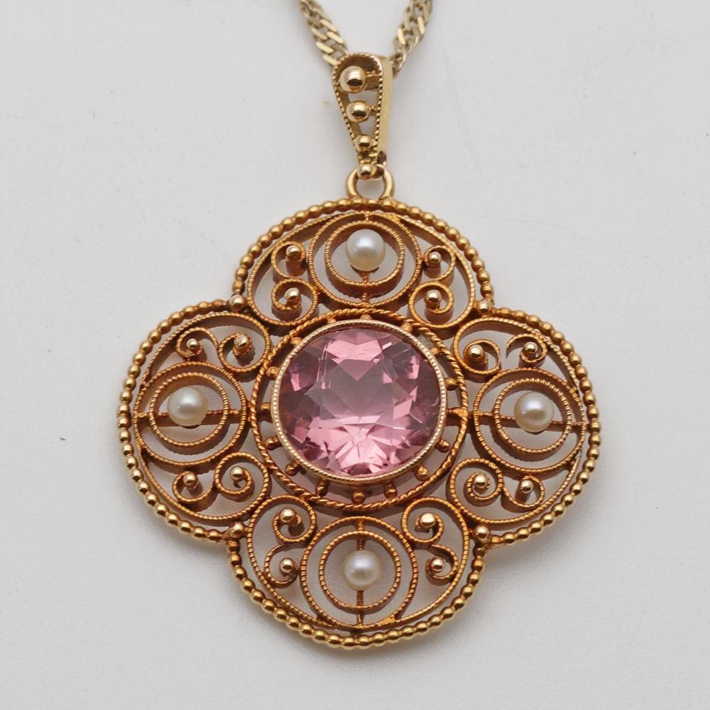 Edwardian 18ct Gold & Tourmaline Pendant with Chain (1 of 4)