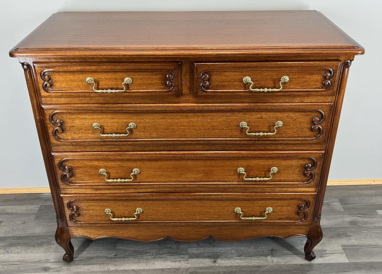 Vintage French  Chest of Drawers / Sideboard / Cabinet (1 of 13)