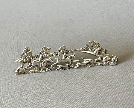 Rare Victorian Hunting Scene Silver Menu Holder (1 of 8)