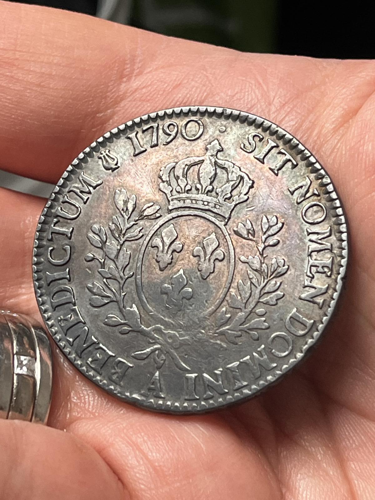 Louis XVI - 1790 Silver Ecu - Paris (A) Mint (1 of 10)