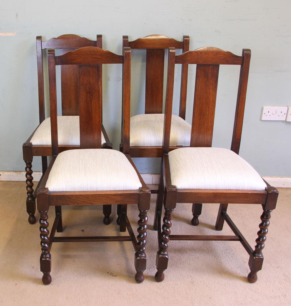 Antique Set of Four Oak Dining Chairs (1 of 9) Antique Set of Four Oak Dining Chairs (1 of 9)