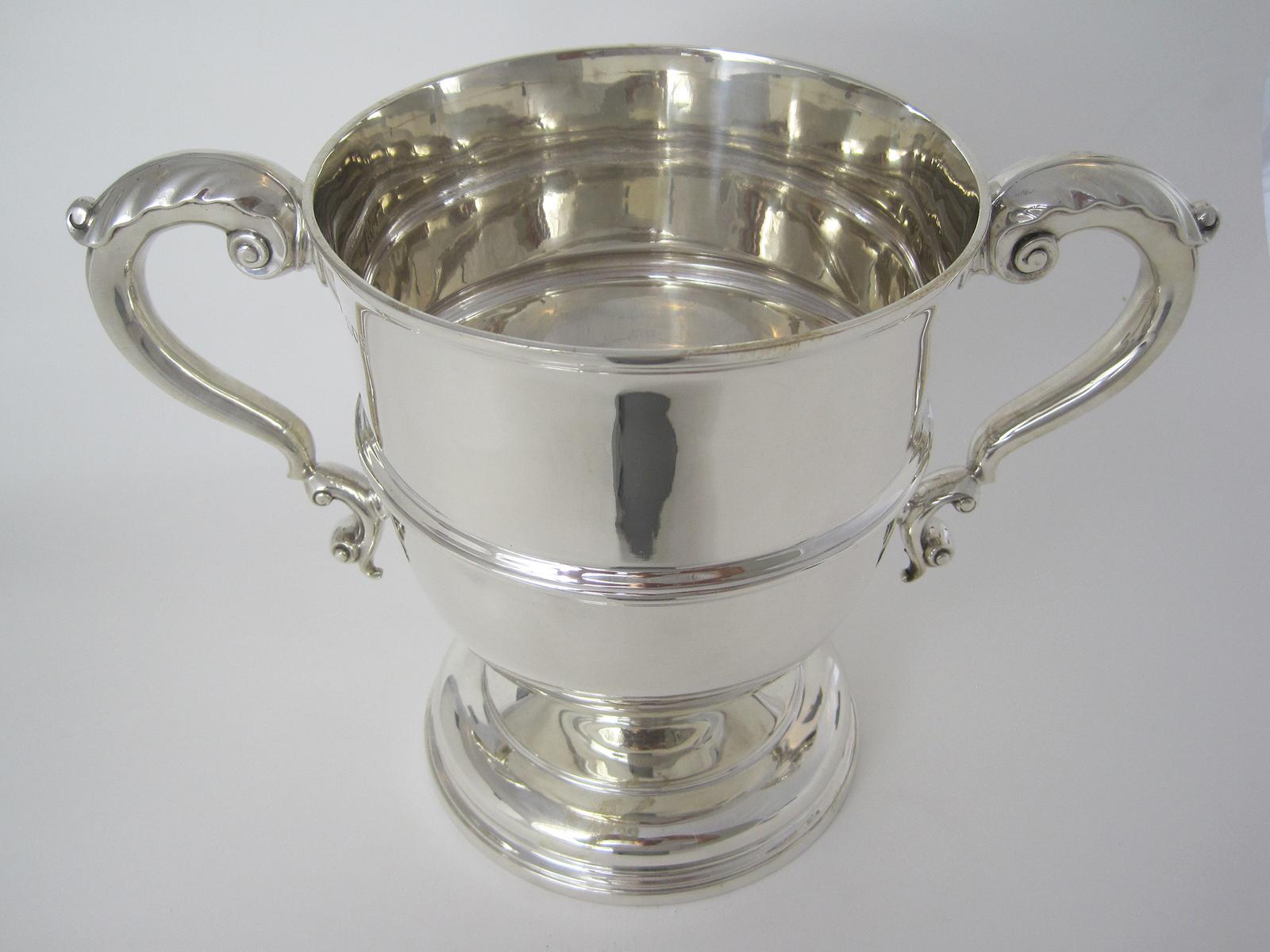 Edwardian Edward Barnard & Co Silver Trophy or Wine Cooler (1 of 6) Edwardian Edward Barnard & Co Silver Trophy or Wine Cooler (1 of 6)