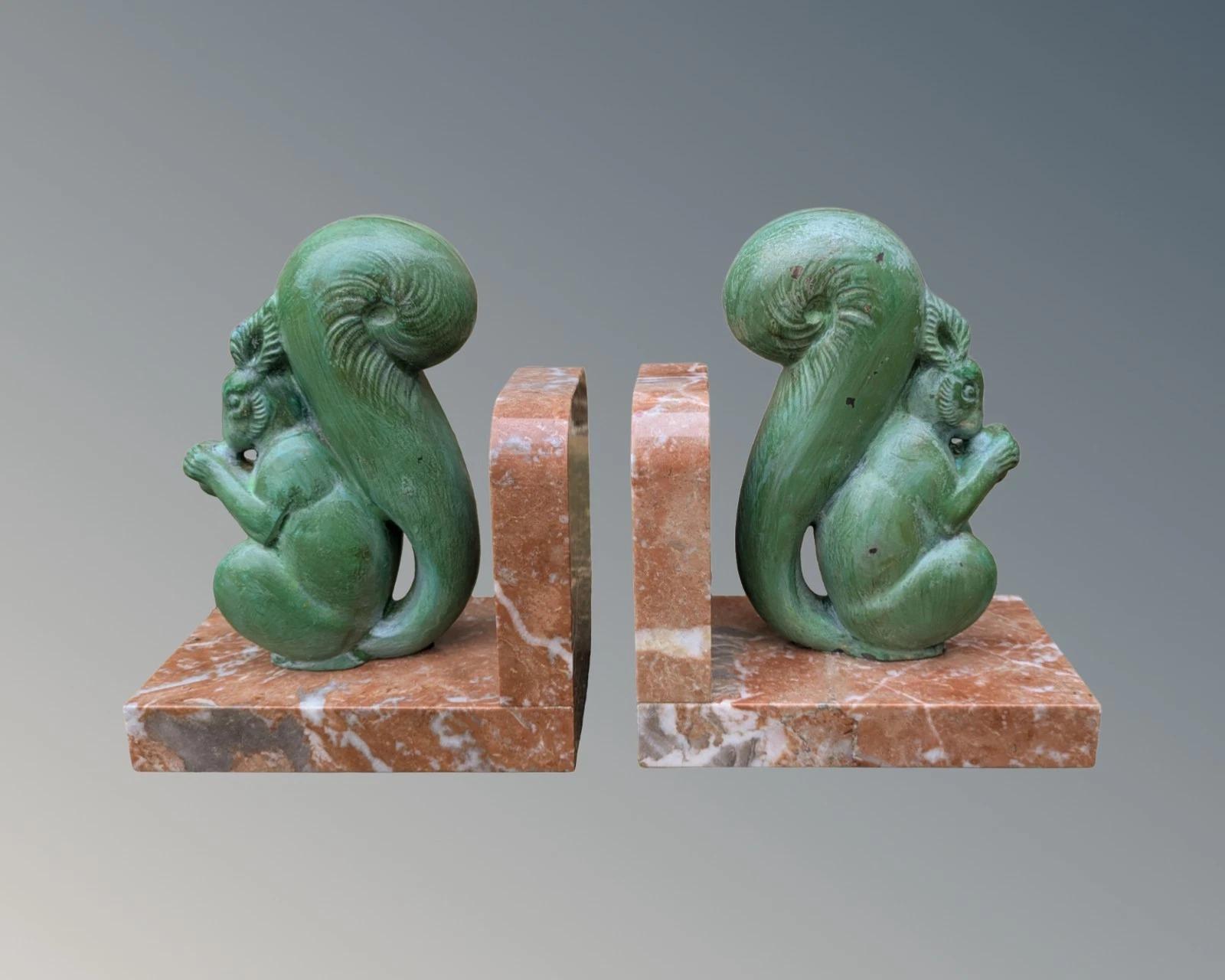 Good Pair of Art Deco Marble Squirrel Bookends (1 of 5)