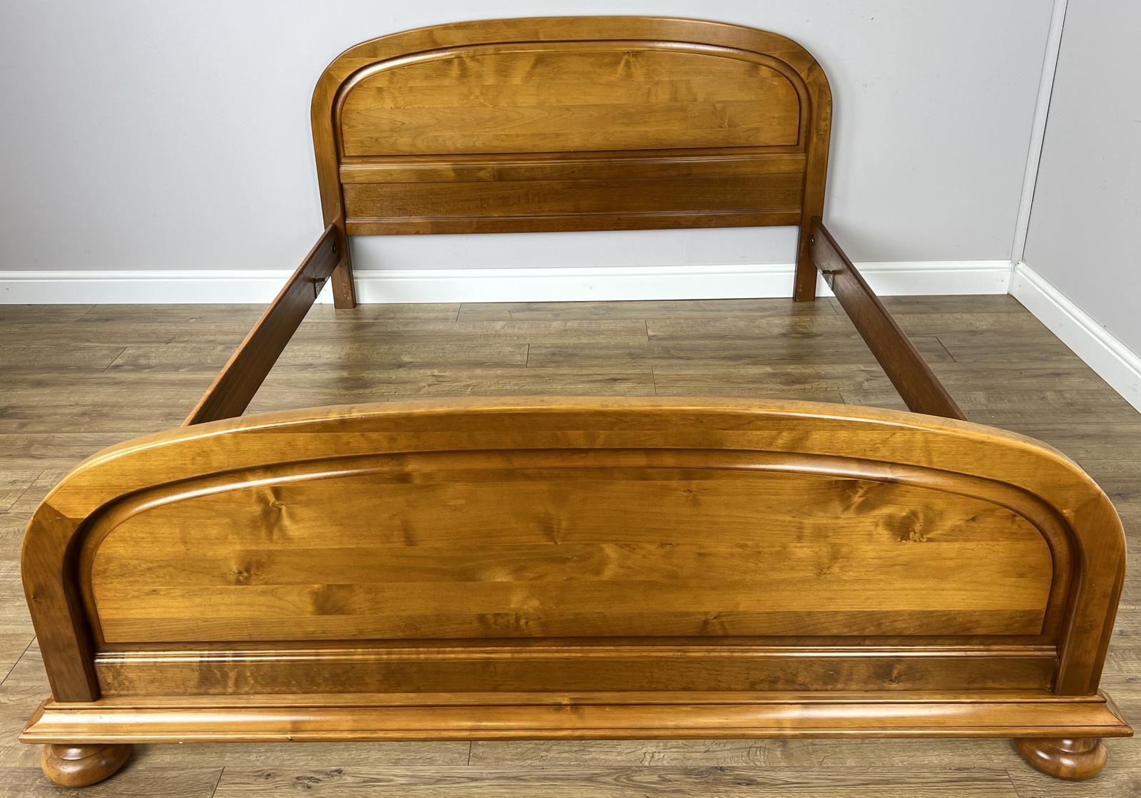 Bed Vintage French Style King Size Bed Frame Headboard (1 of 11) Bed Vintage French Style King Size Bed Frame Headboard (1 of 11)