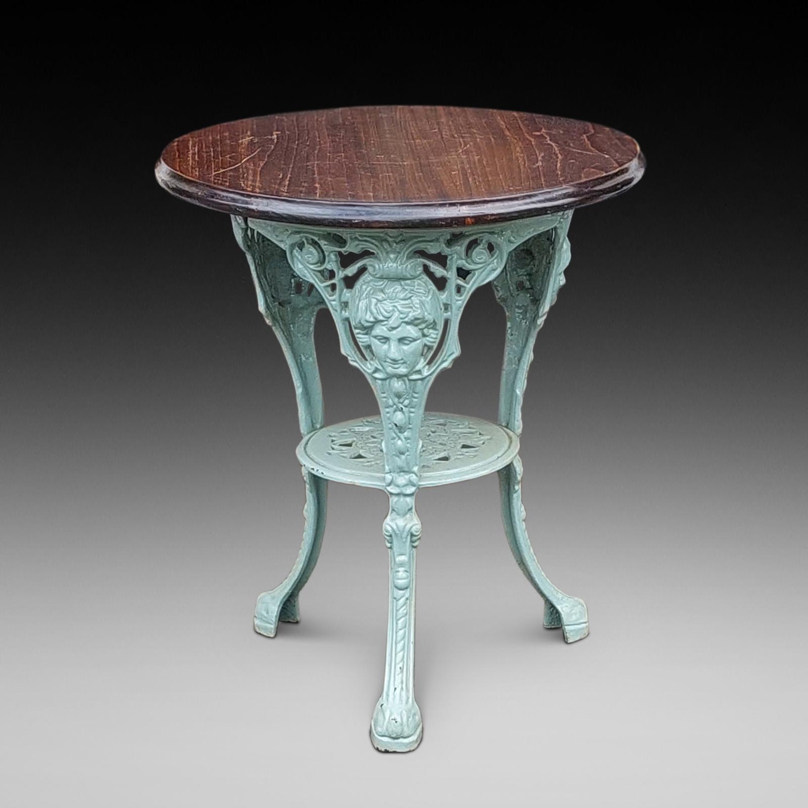 Late 19th Century Britannia Style Cast Iron Garden Table (1 of 8) Late 19th Century Britannia Style Cast Iron Garden Table (1 of 8)