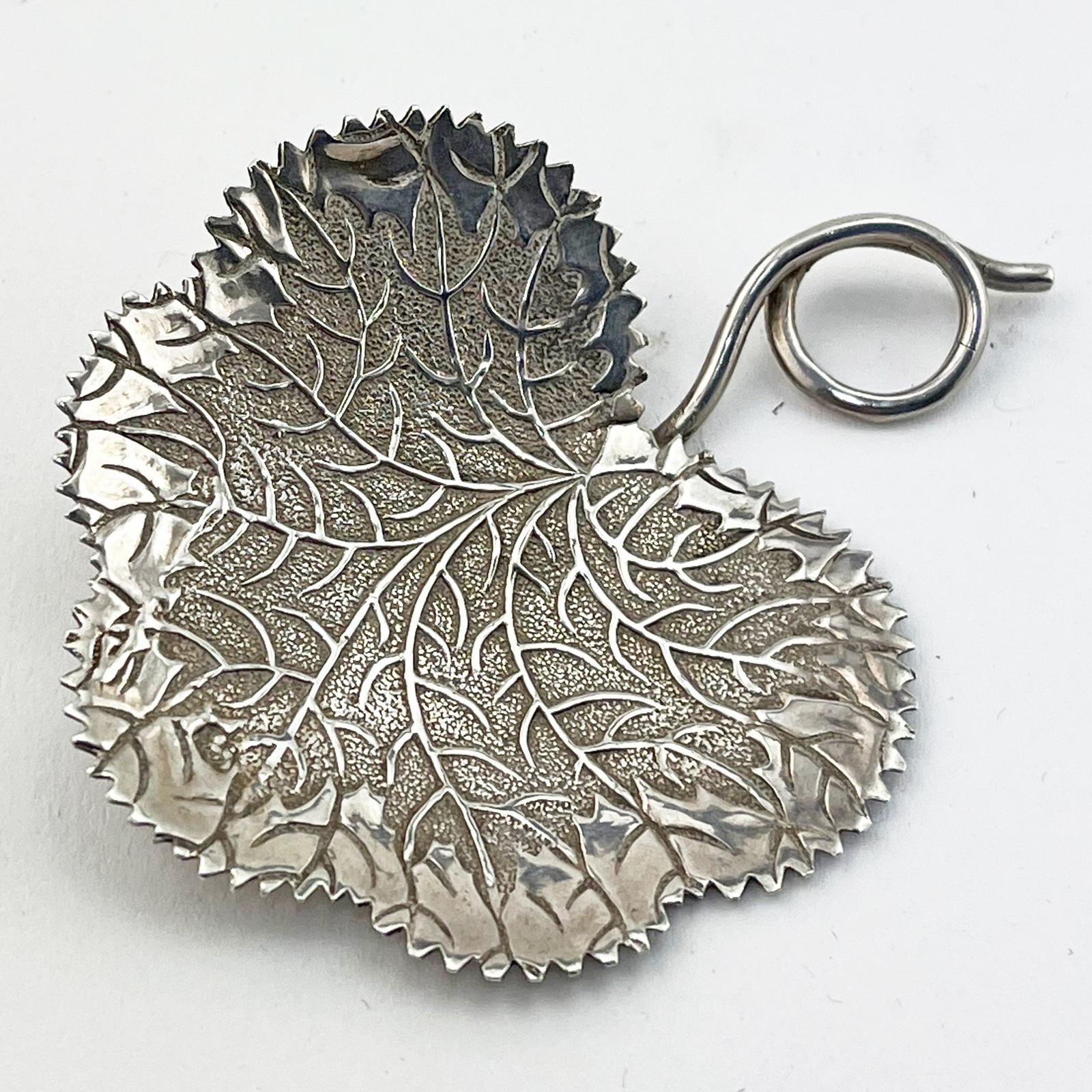 Georgian Sterling Silver Tea Caddy Spoon (1 of 4) Georgian Sterling Silver Tea Caddy Spoon (1 of 4)