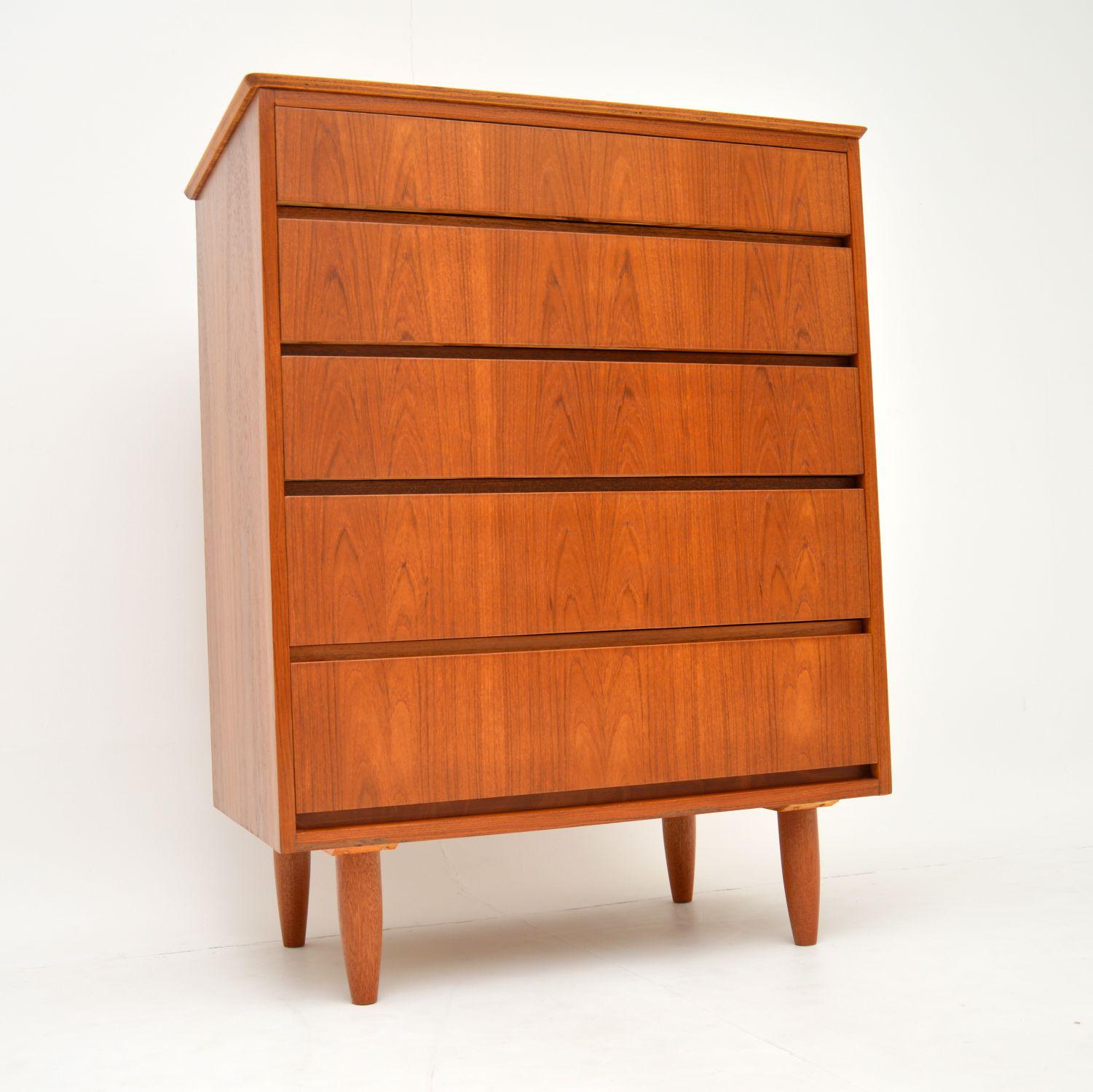 1960’s Teak Vintage Chest of Drawers (1 of 10) 1960’s Teak Vintage Chest of Drawers (1 of 10)
