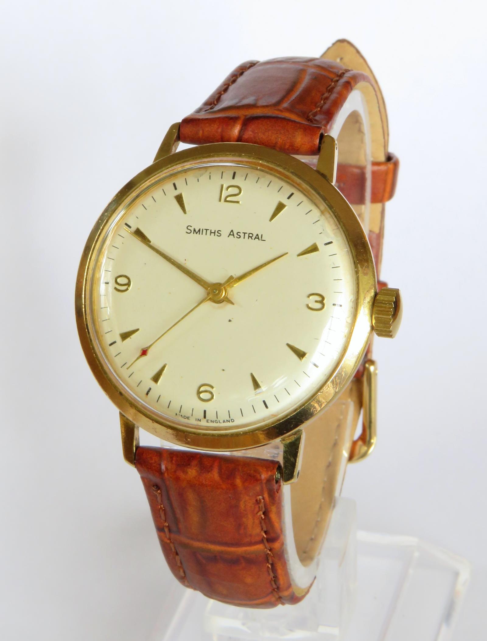 Watch: Gents 1960s Smiths Astral Wrist Watch (1 of 5)