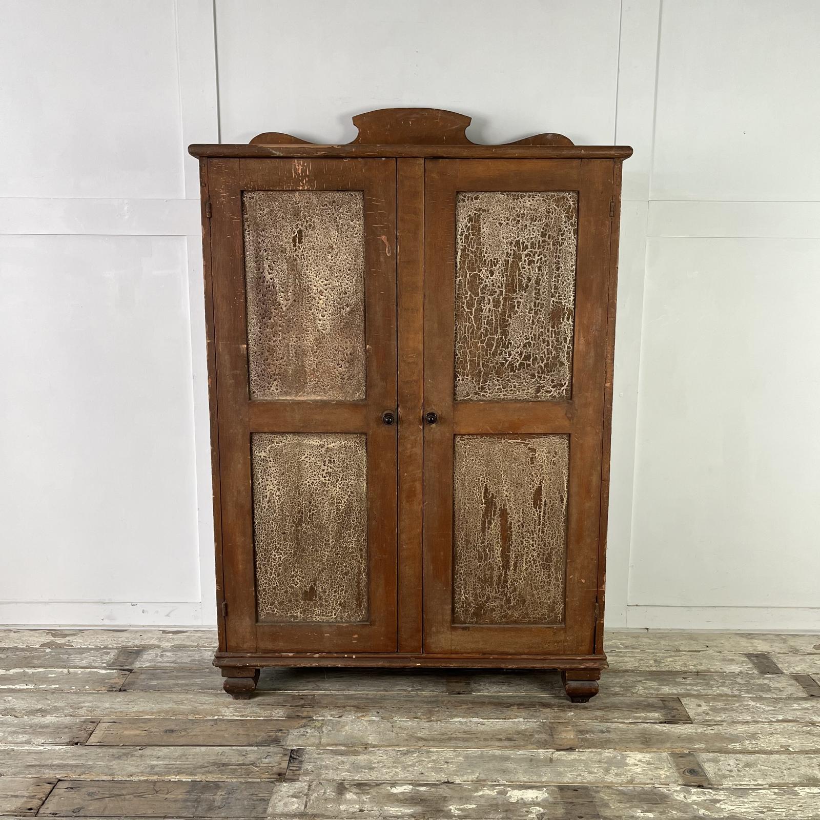 Mid 19th C. Painted Pine Kitchen Cupboard (1 of 15)
