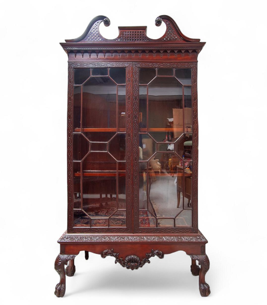 Antique Carved Mahogany Chippendale Style Display Cabinet (1 of 9)