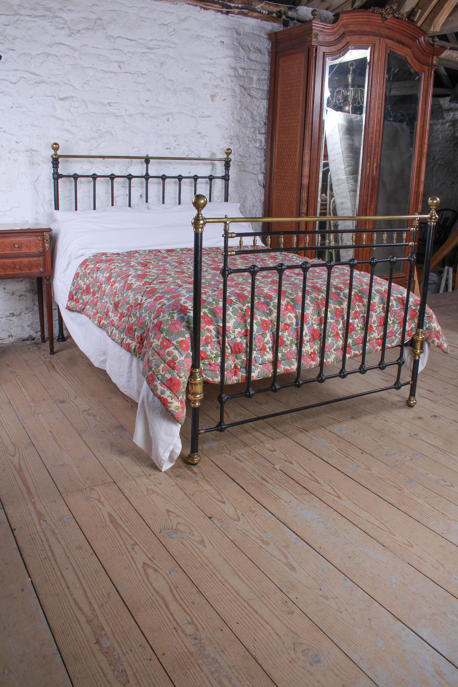 Attractive All Original Black and Brass Double Victorian Bed (1 of 10)