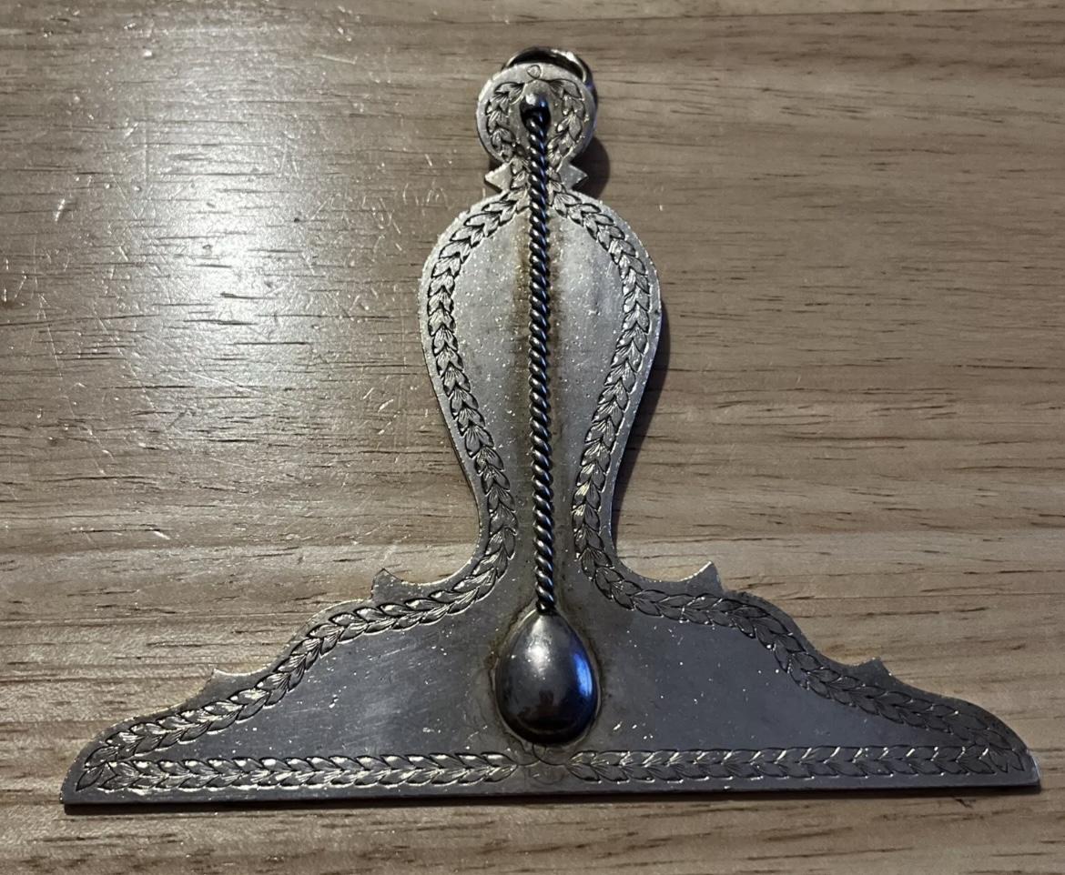 Masonic Silver Hallmarked Senior Warden Collar Jewel (1 of 10)