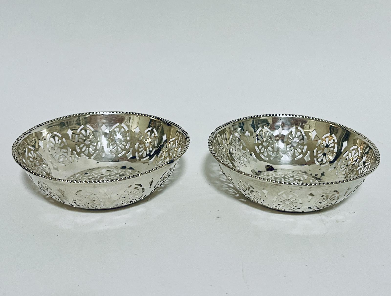 Pair of Antique Silver Pin Dishes (1 of 9) Pair of Antique Silver Pin Dishes (1 of 9)