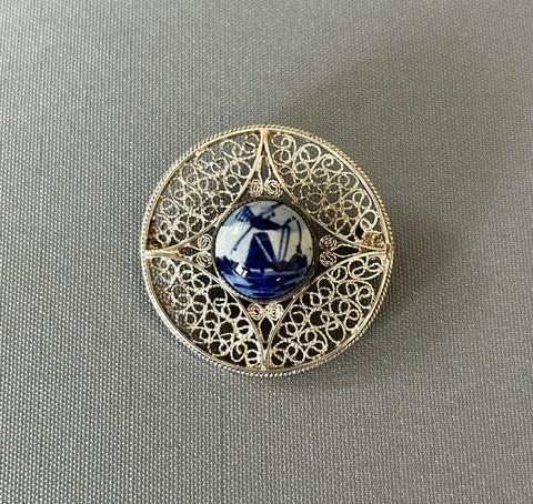 Dutch Silver Filigree & Delft 'Bullseye' Brooch (1 of 5)