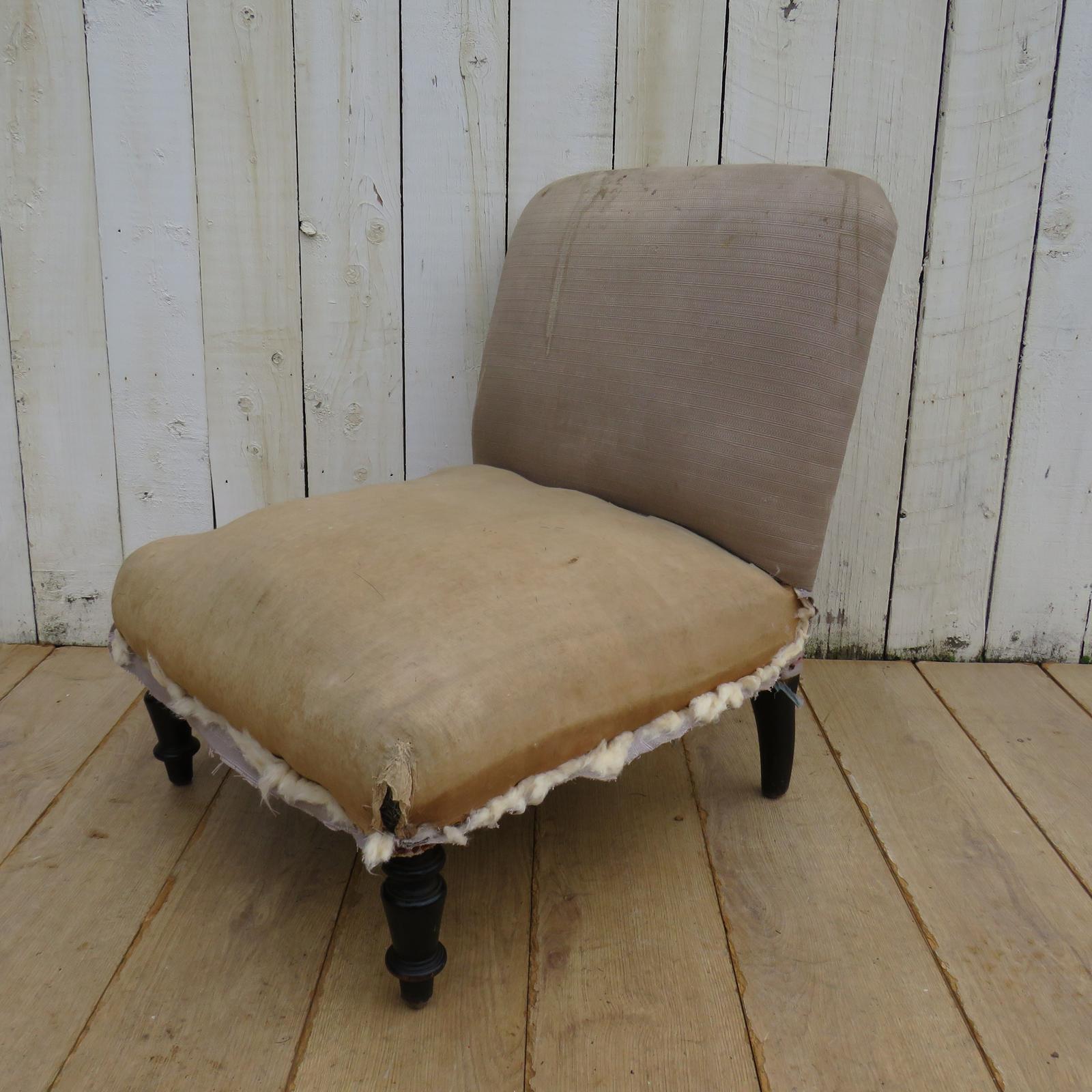 Antique Napoleon III Chauffeuse Slipper Chair (1 of 8) Antique Napoleon III Chauffeuse Slipper Chair (1 of 8)