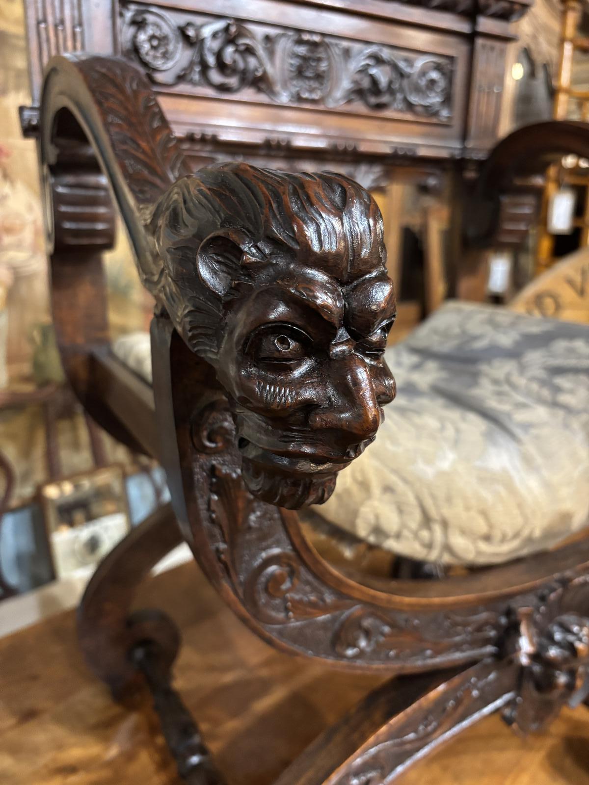 4937A）サボォナローラチェアー　イタリア製 19th Century Italian Carved Savonarola Armchair | jmr-antiques-ltd