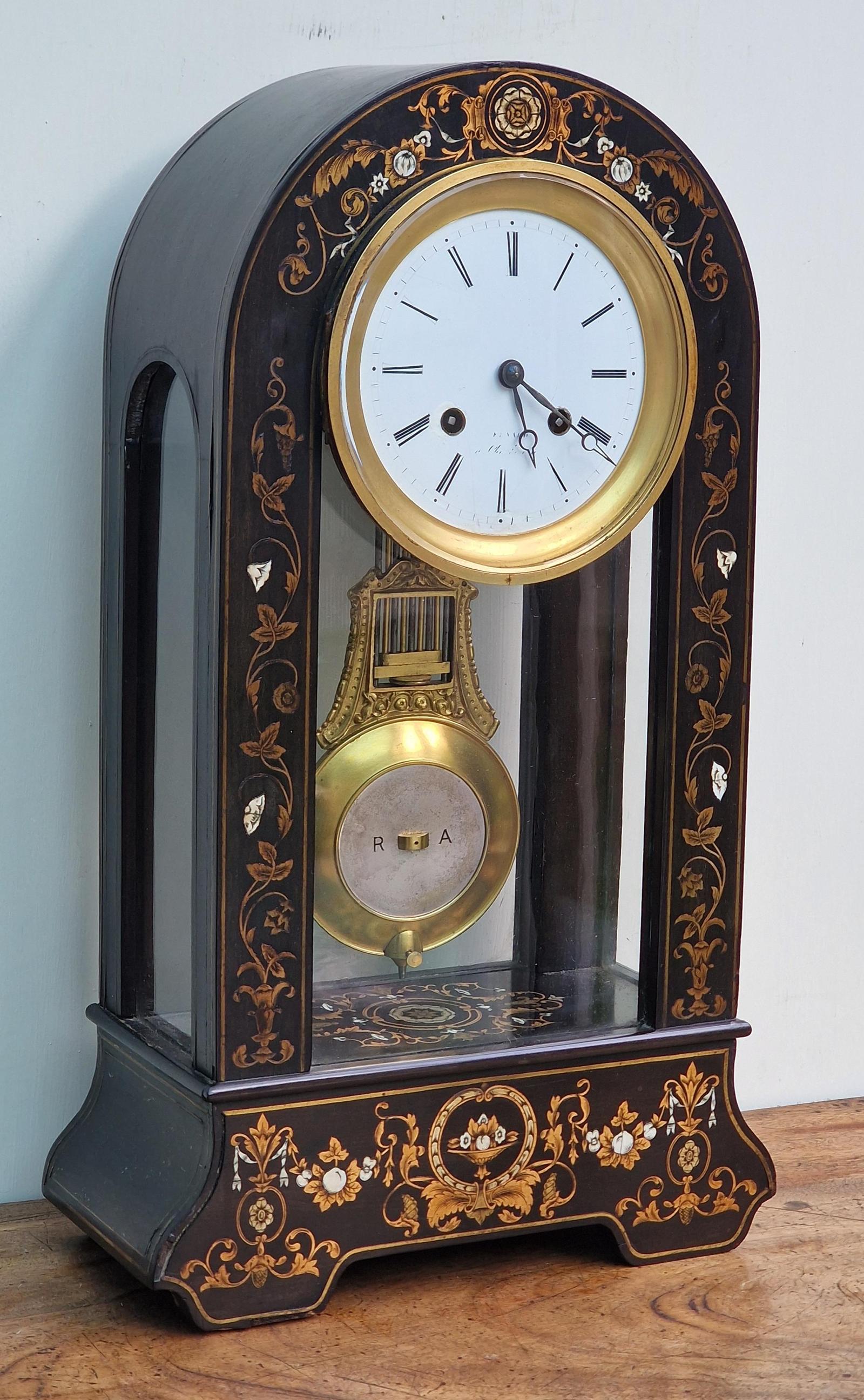 Regulator Style Mantel Clock (1 of 7) Regulator Style Mantel Clock (1 of 7)