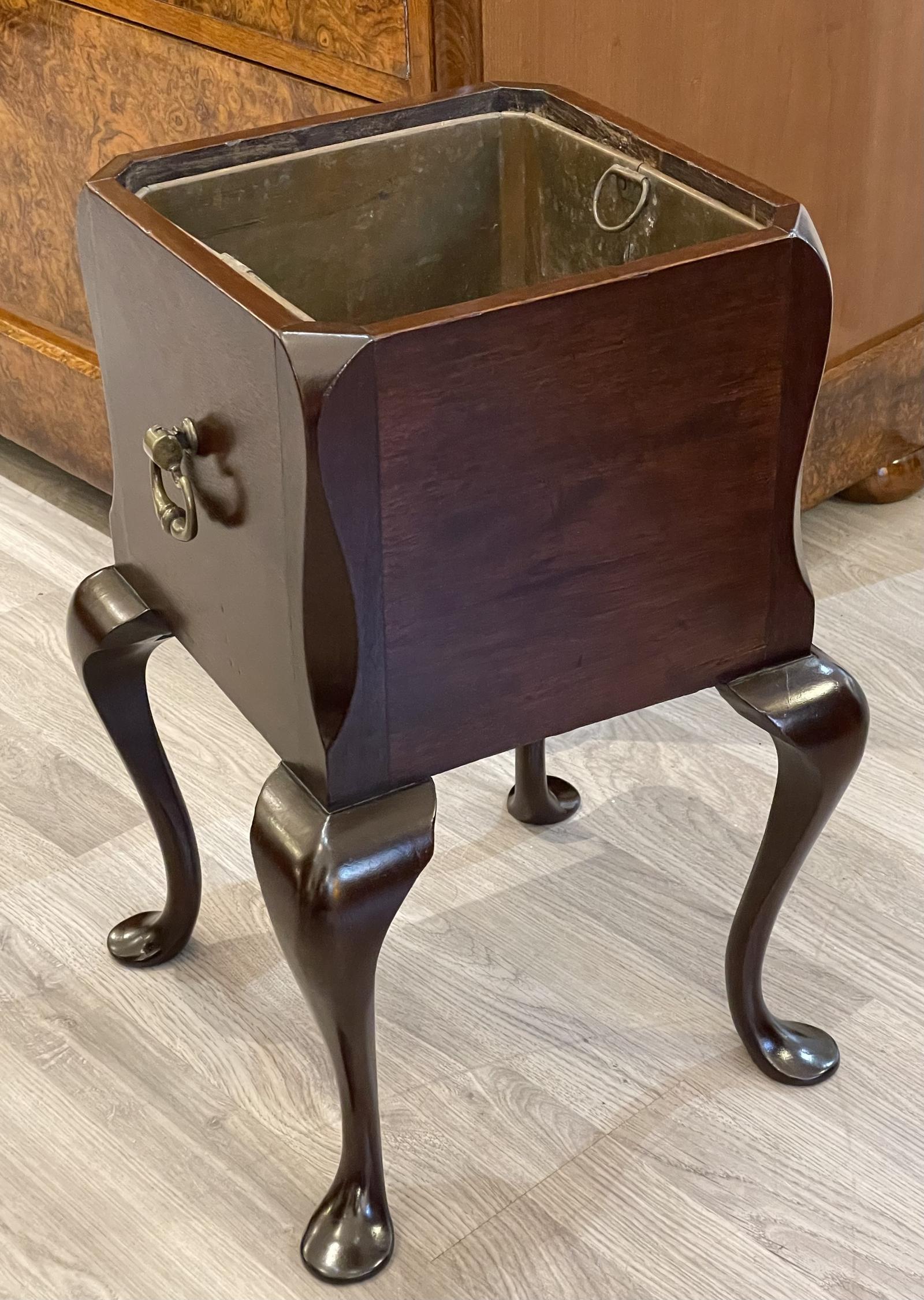 Georgian Mahogany Jardiniere (1 of 7) Georgian Mahogany Jardiniere (1 of 7)