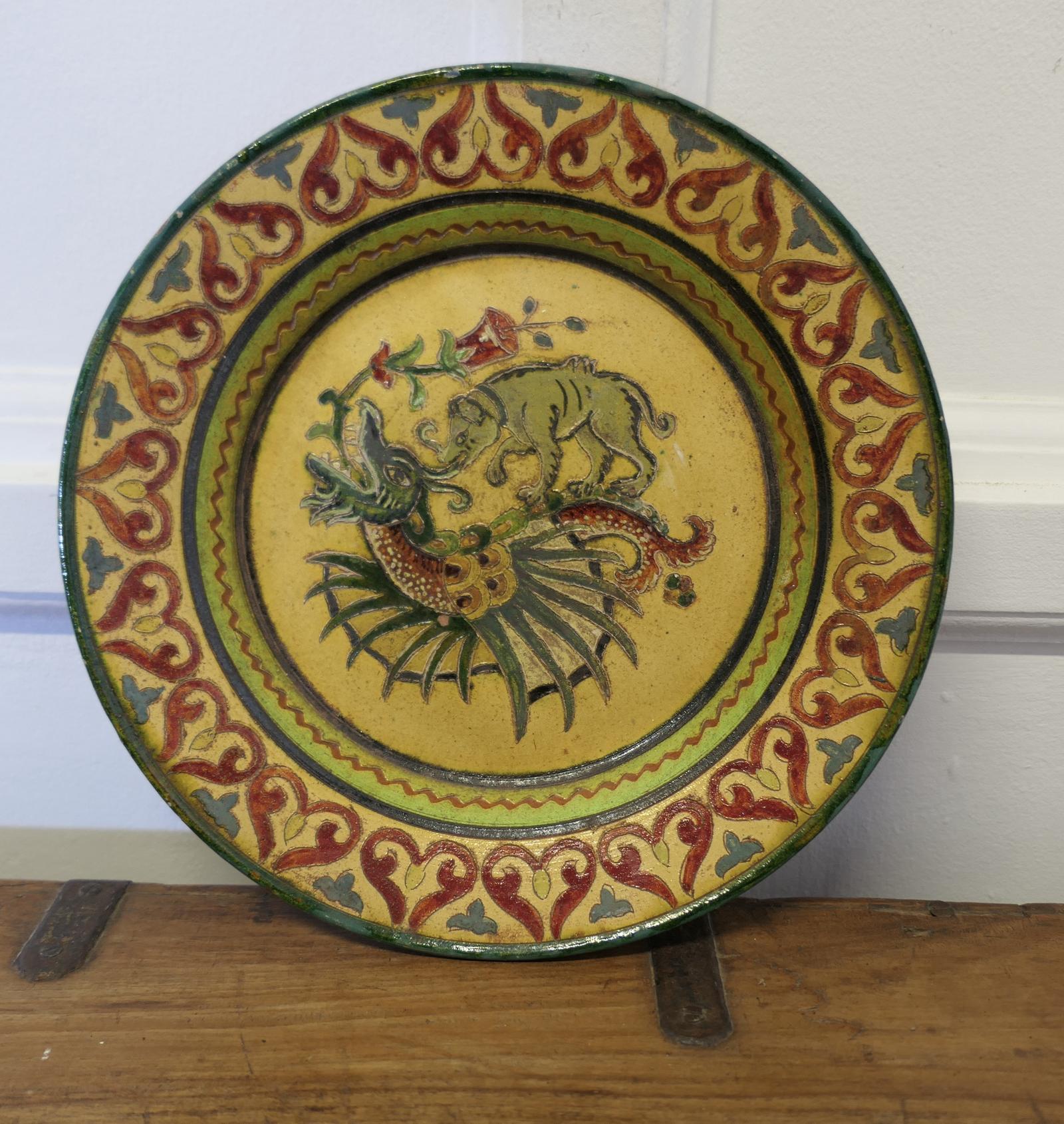 Montopolyi Arno Italian Plate with Dragon & Bear (1 of 5)