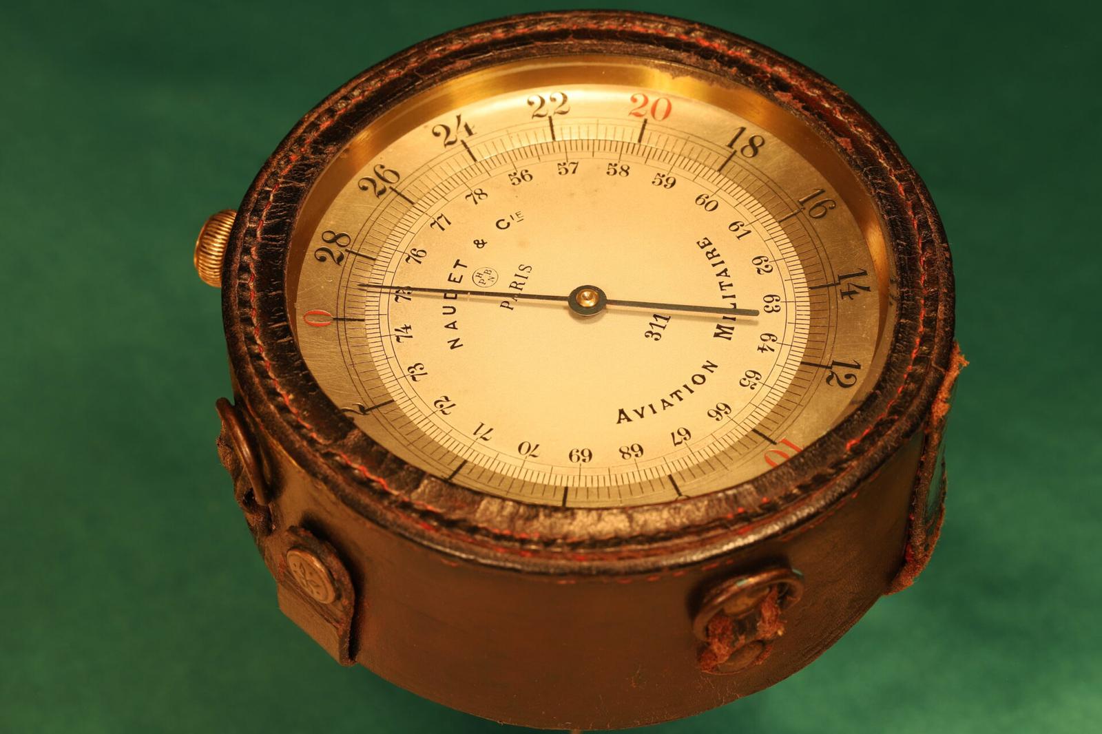 Early French WWI Aircraft Altimeter by Naudet No 311 c.1914 (1 of 10)