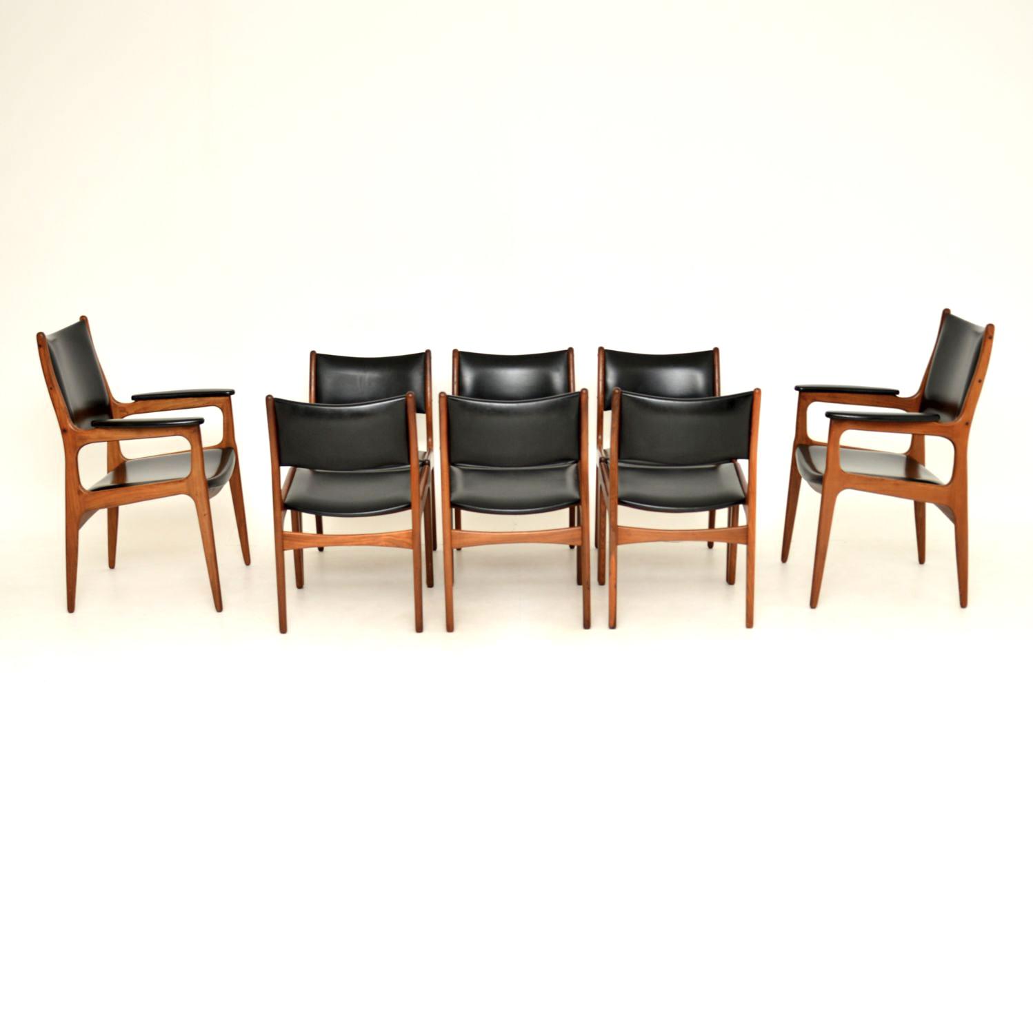 Set of 8 Danish Vintage Dining Chairs by Erik Buch (1 of 17) Set of 8 Danish Vintage Dining Chairs by Erik Buch (1 of 17)