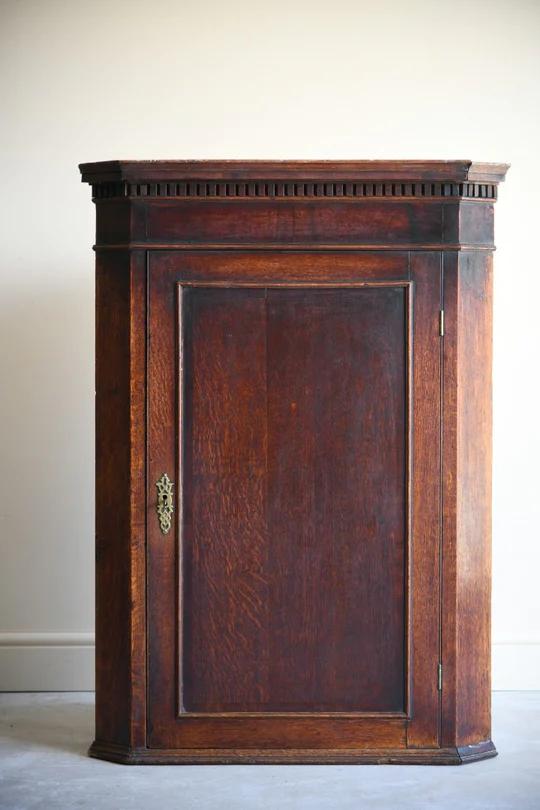 Antique Oak Hanging Corner Cupboard (1 of 10) Antique Oak Hanging Corner Cupboard (1 of 10)