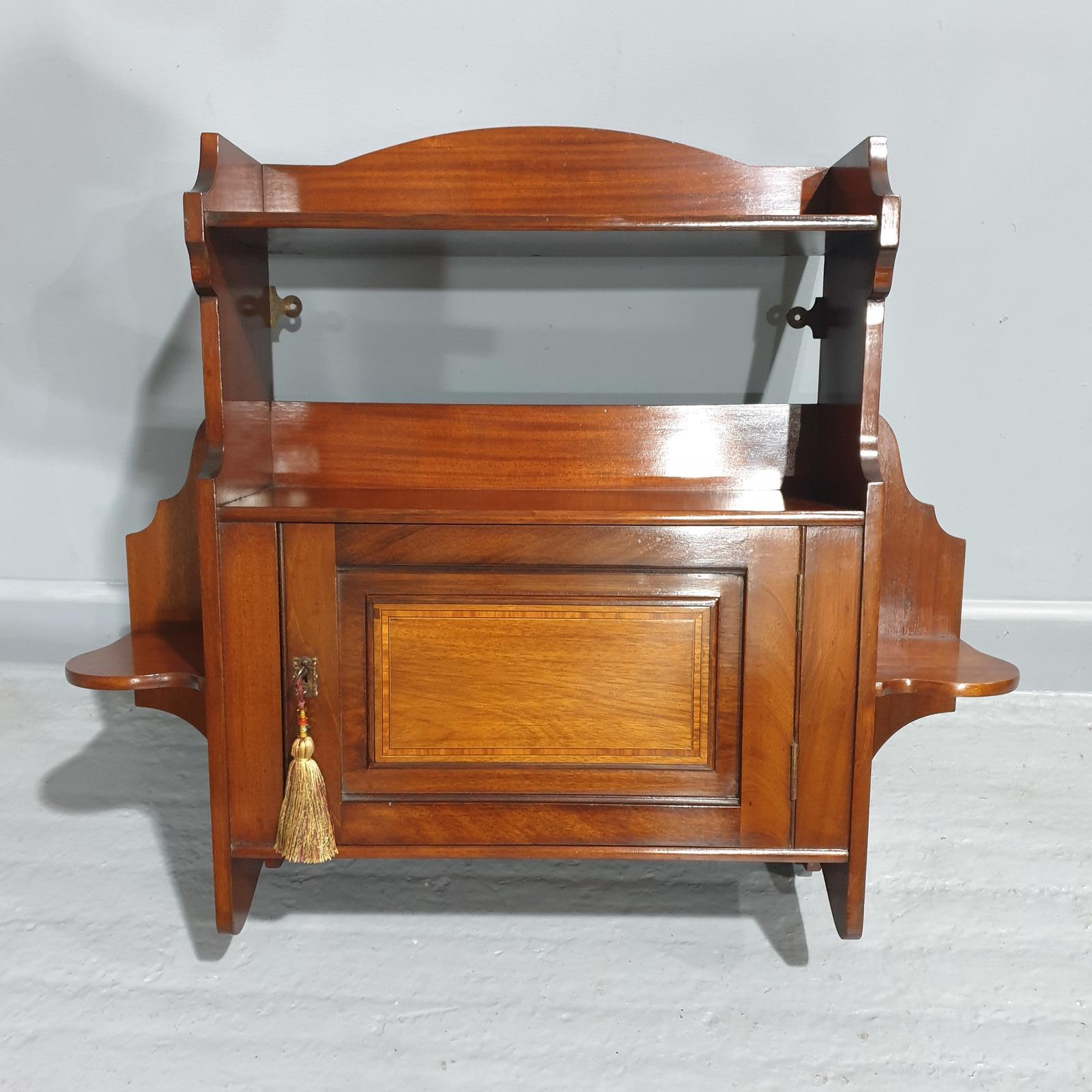 Edwardian Mahogany Wall LA413761