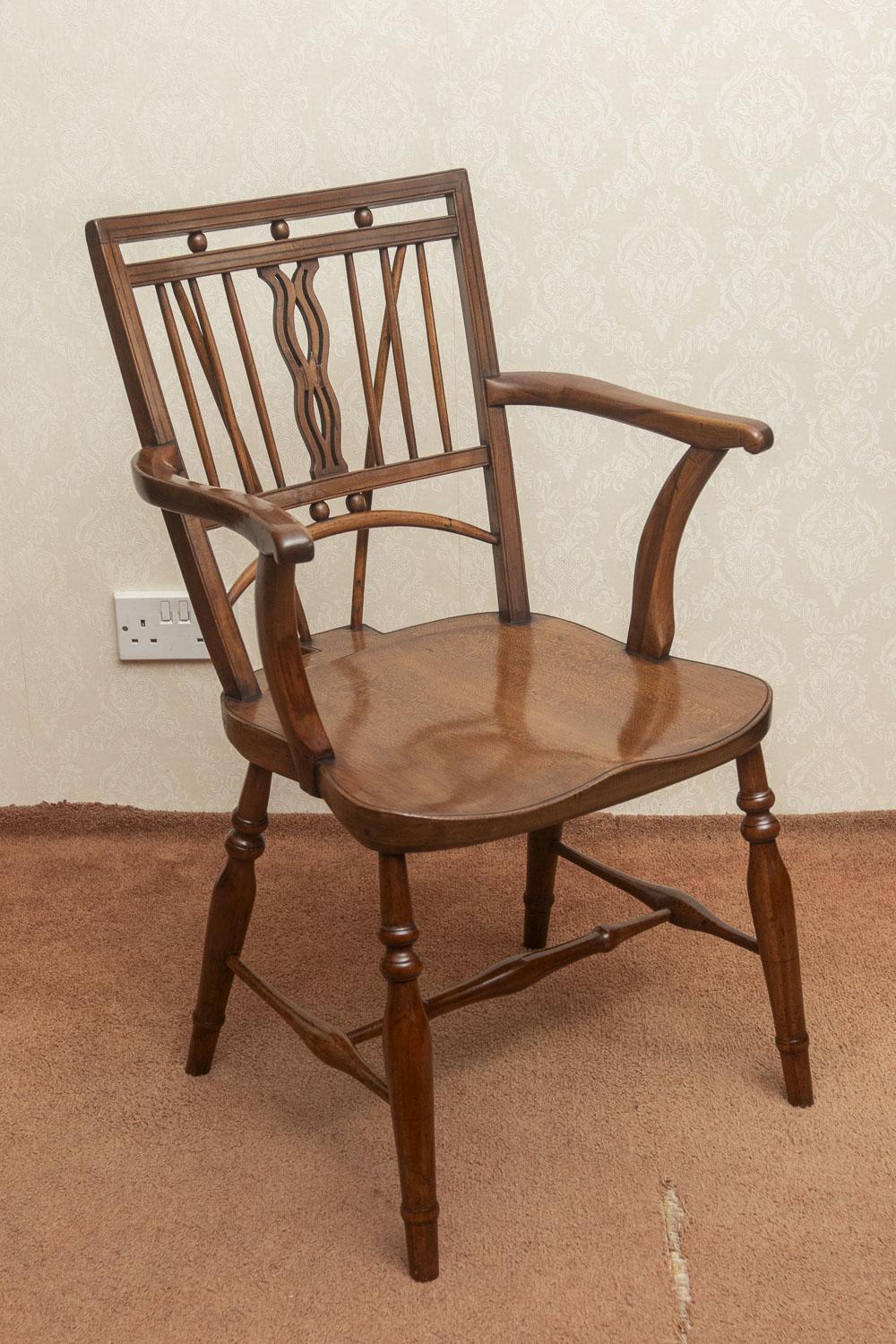 Classic 18th Century Mendlesham Chair (1 of 8) Classic 18th Century Mendlesham Chair (1 of 8)